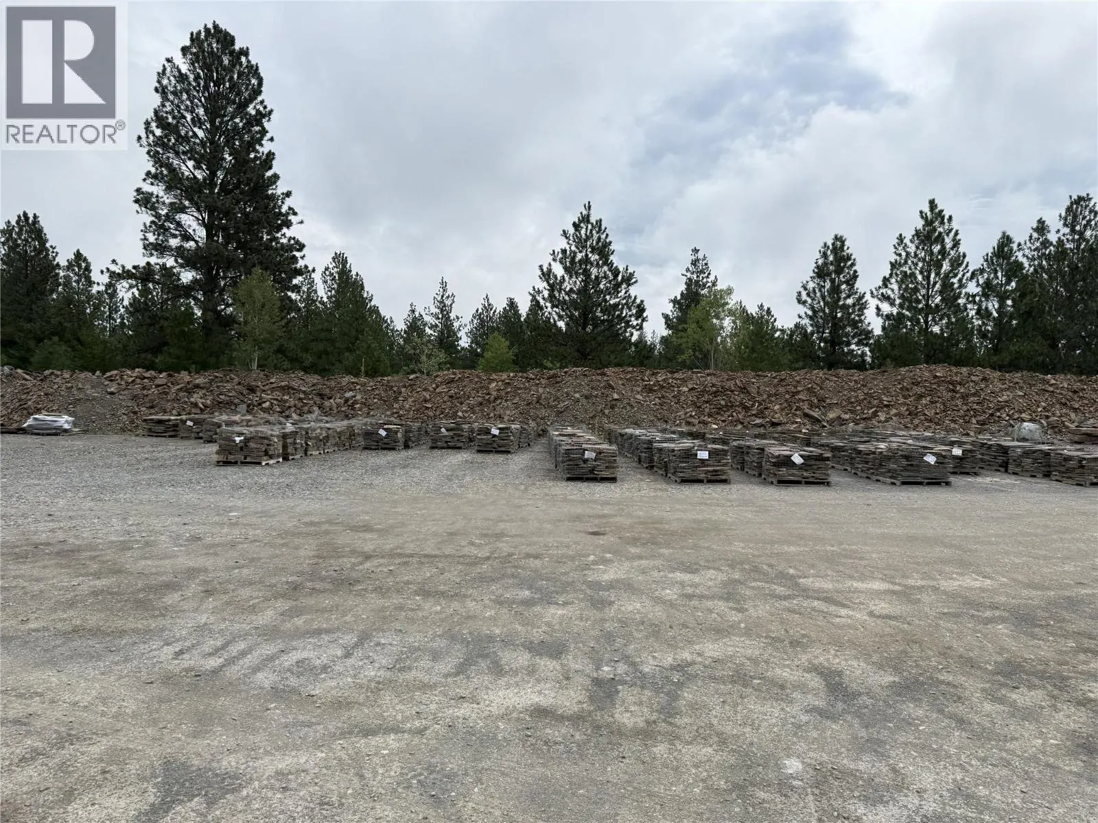 ML 1036752 8086 HWY 95 Highway