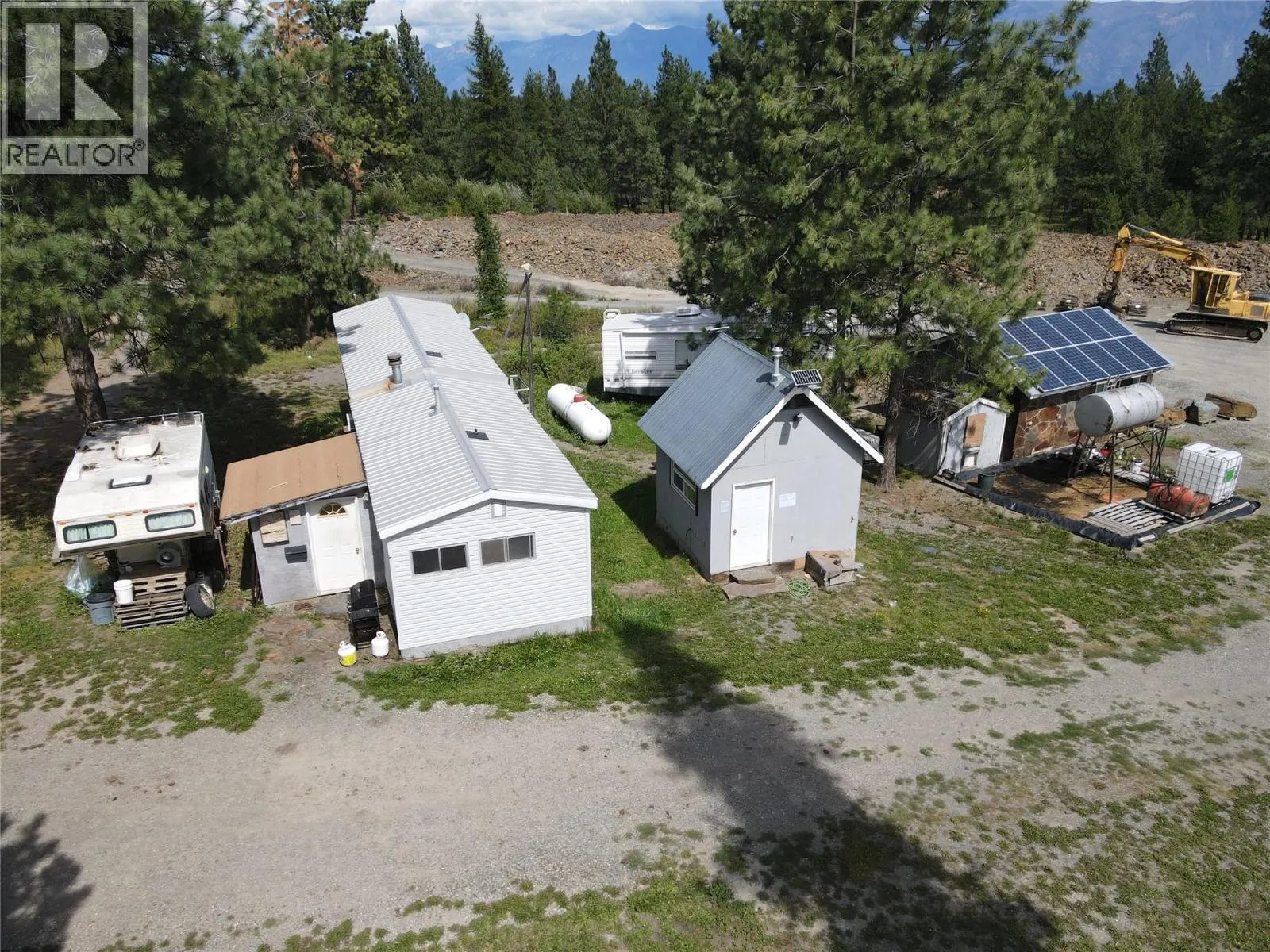 ML 1036752 8086 HWY 95 Highway