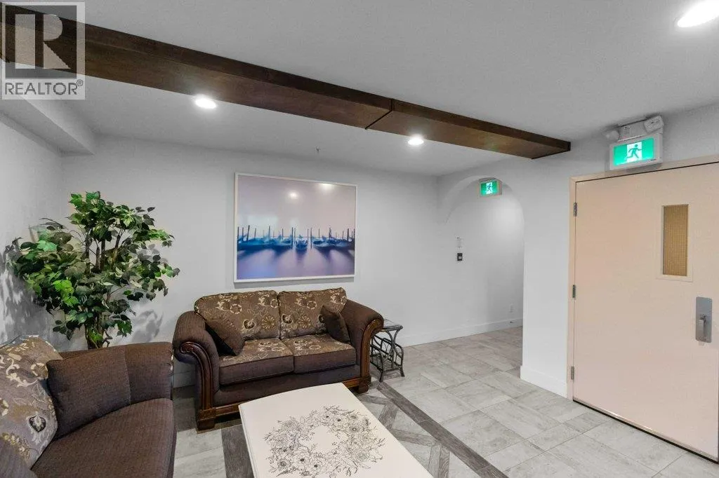 330 4 Avenue SE Unit# 201