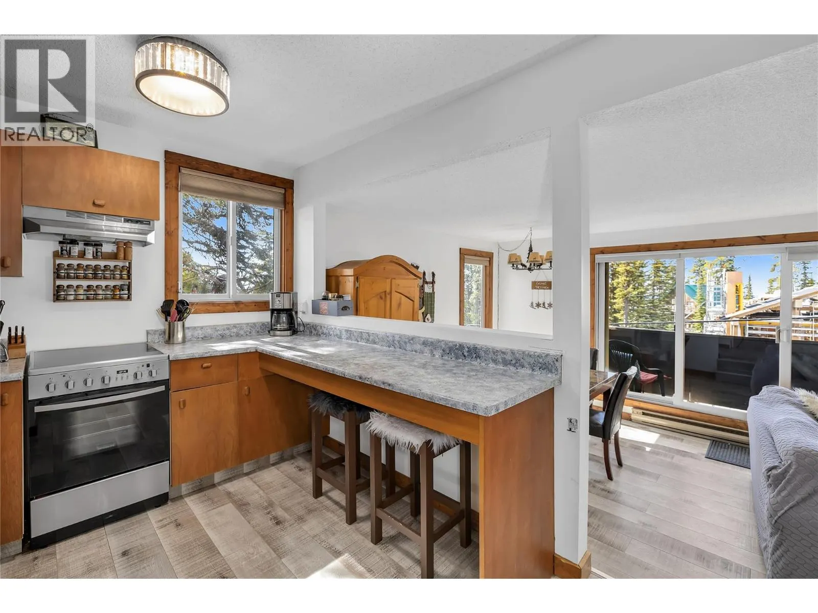 6375 Whiskey Jack Road Unit# 211