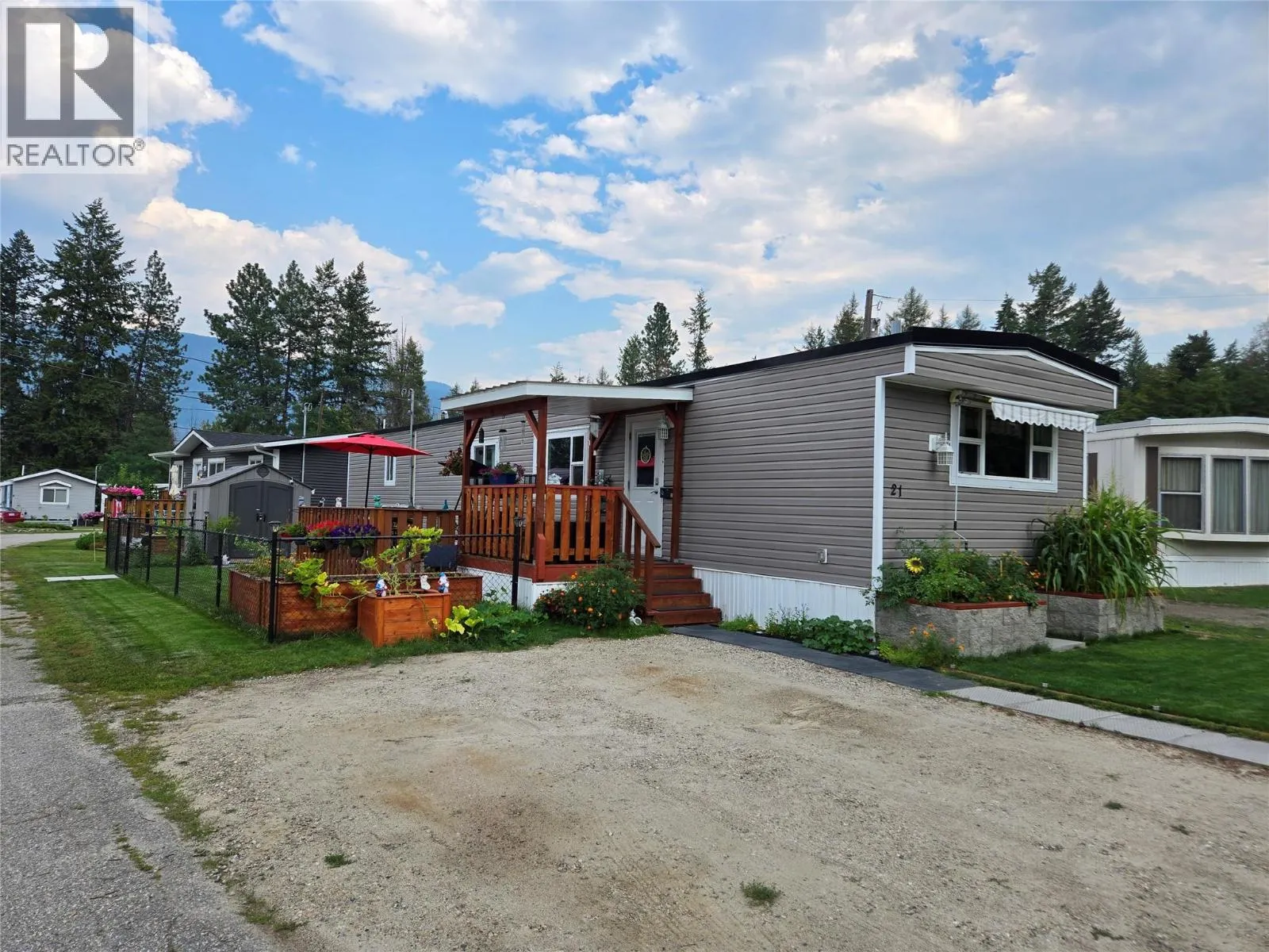 1601 COLUMBIA Avenue Unit# 21