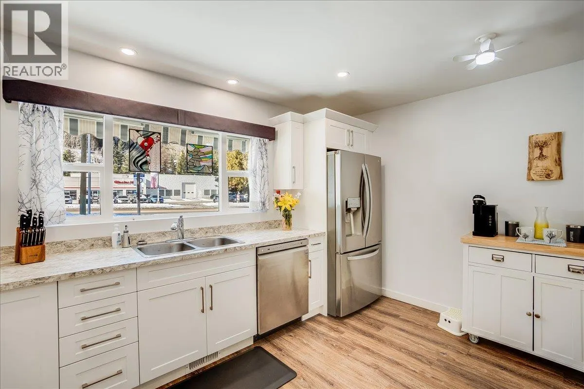 1601 COLUMBIA Avenue Unit# 21