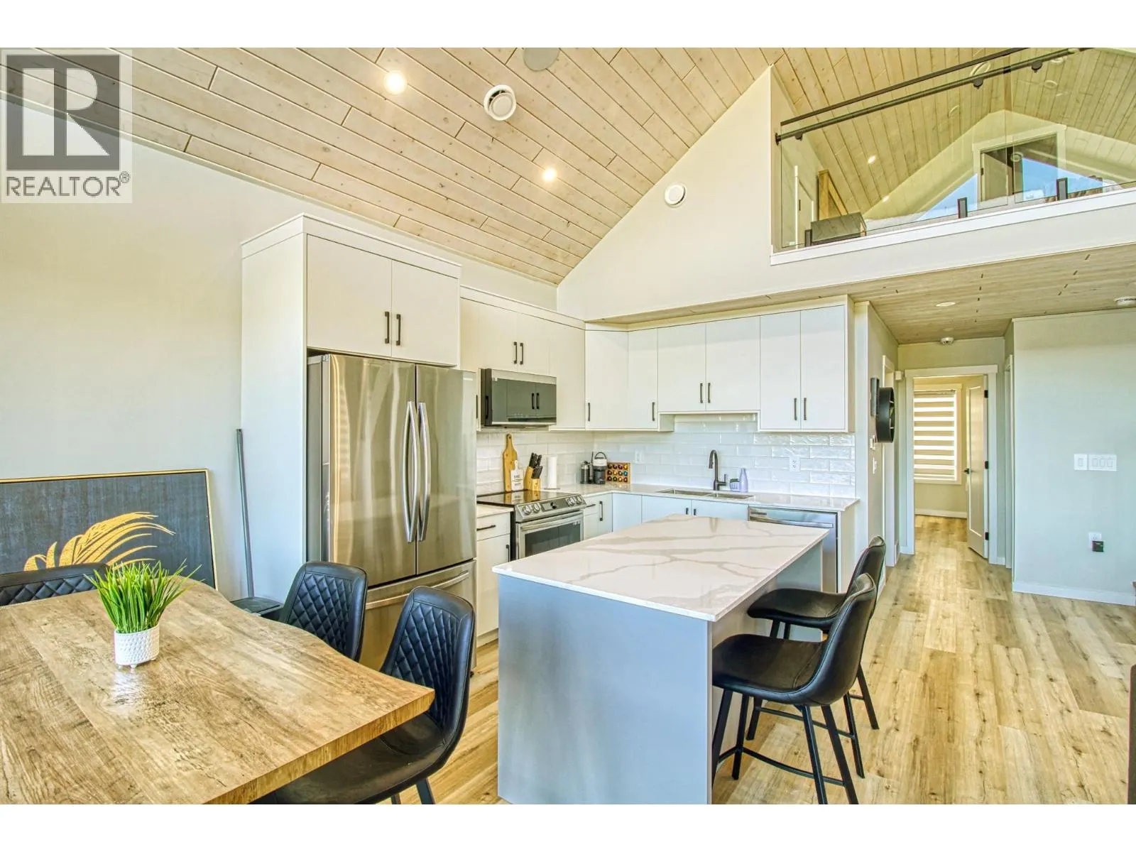 6725 La Palma Loop Unit# 243