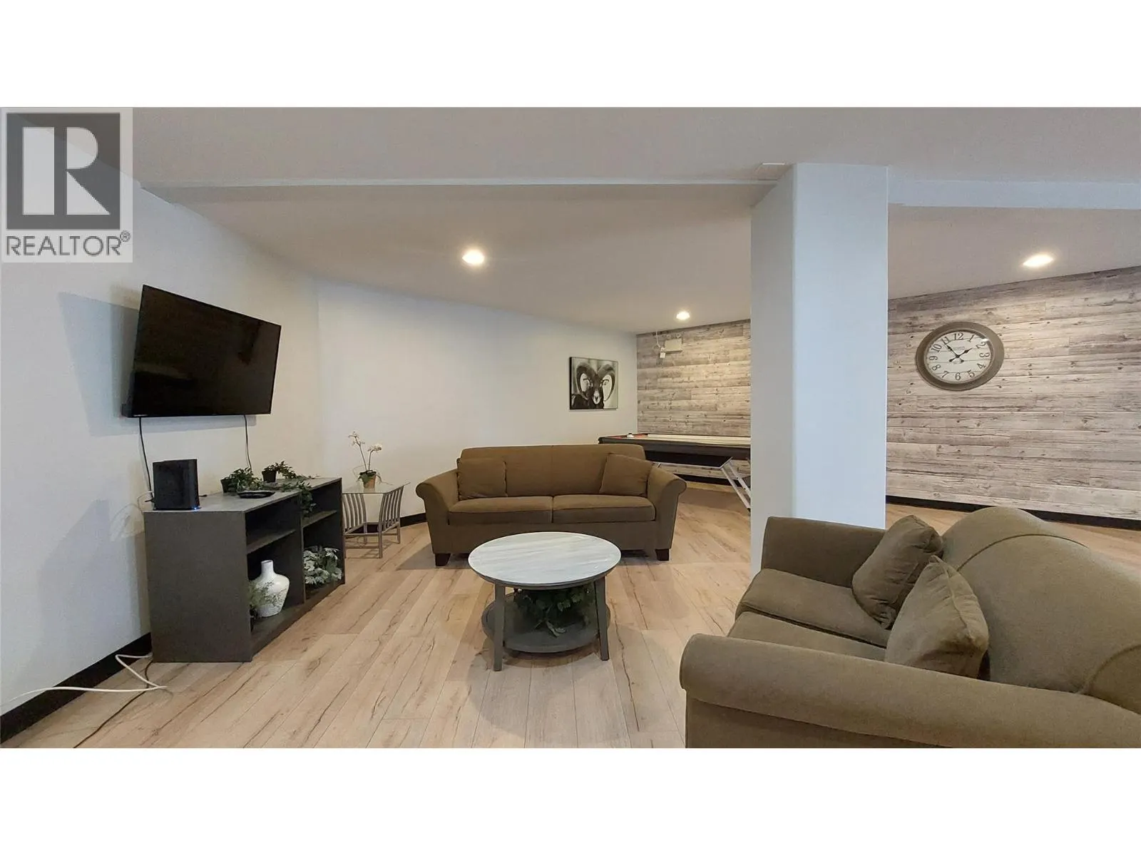 6725 La Palma Loop Unit# 243