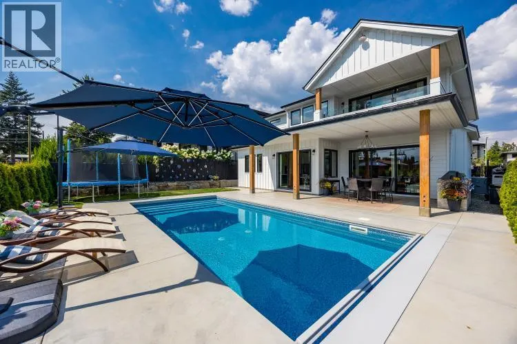 707 Lake Court