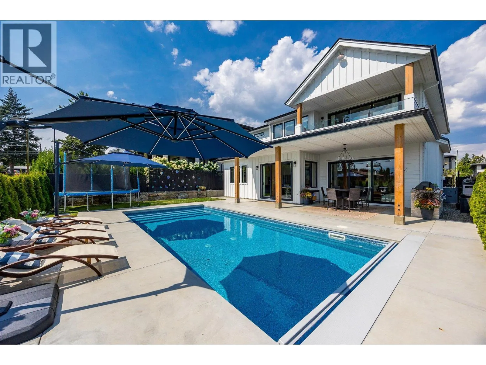 707 Lake Court