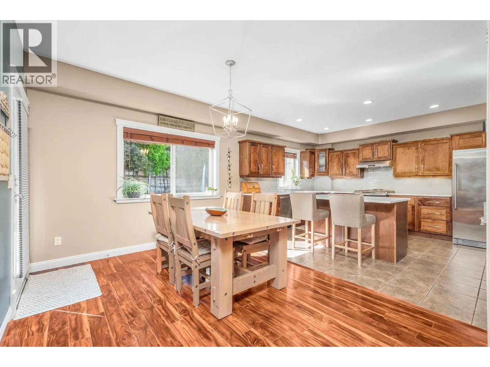 955 Mt Begbie Drive