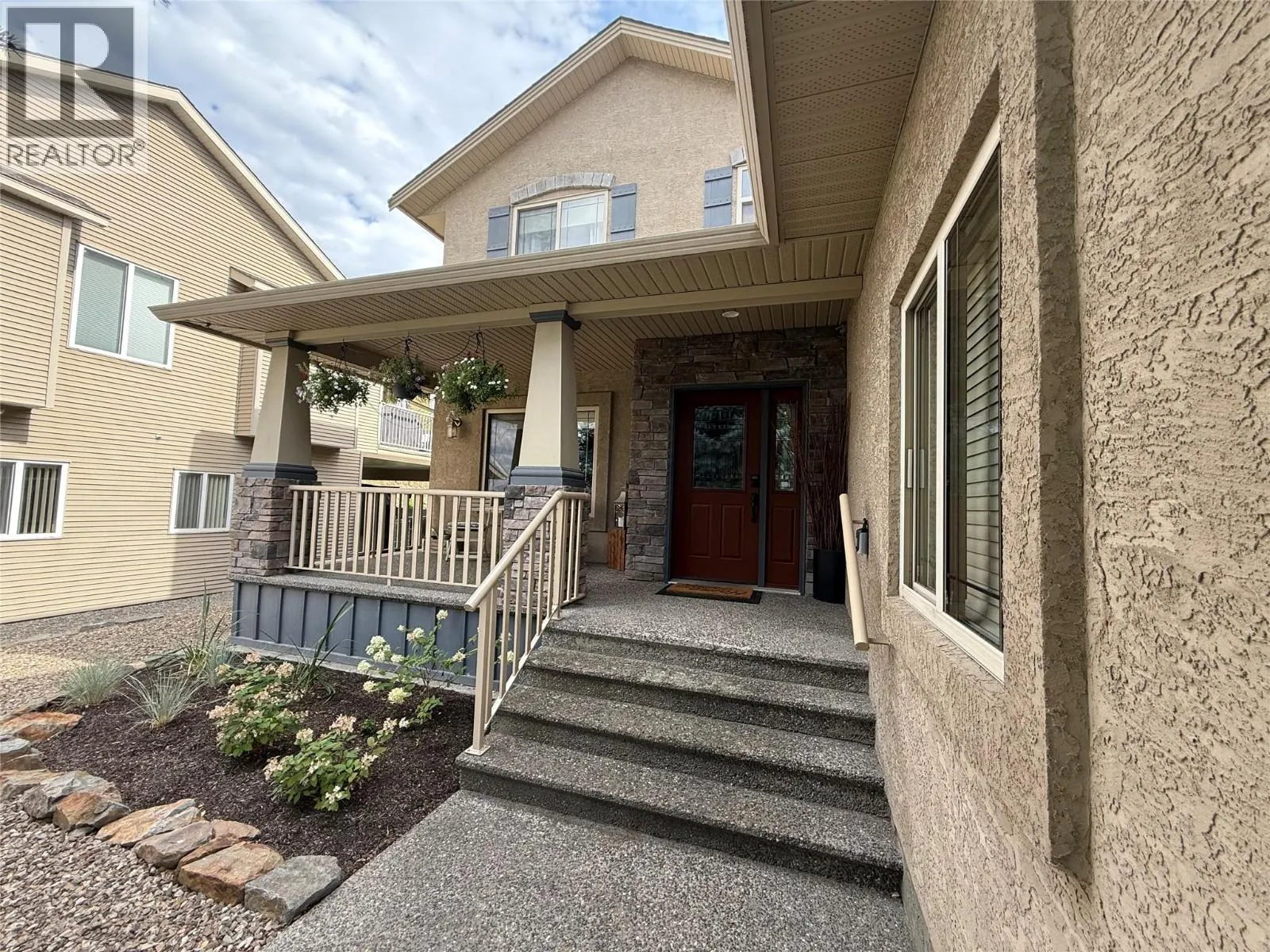 955 Mt Begbie Drive