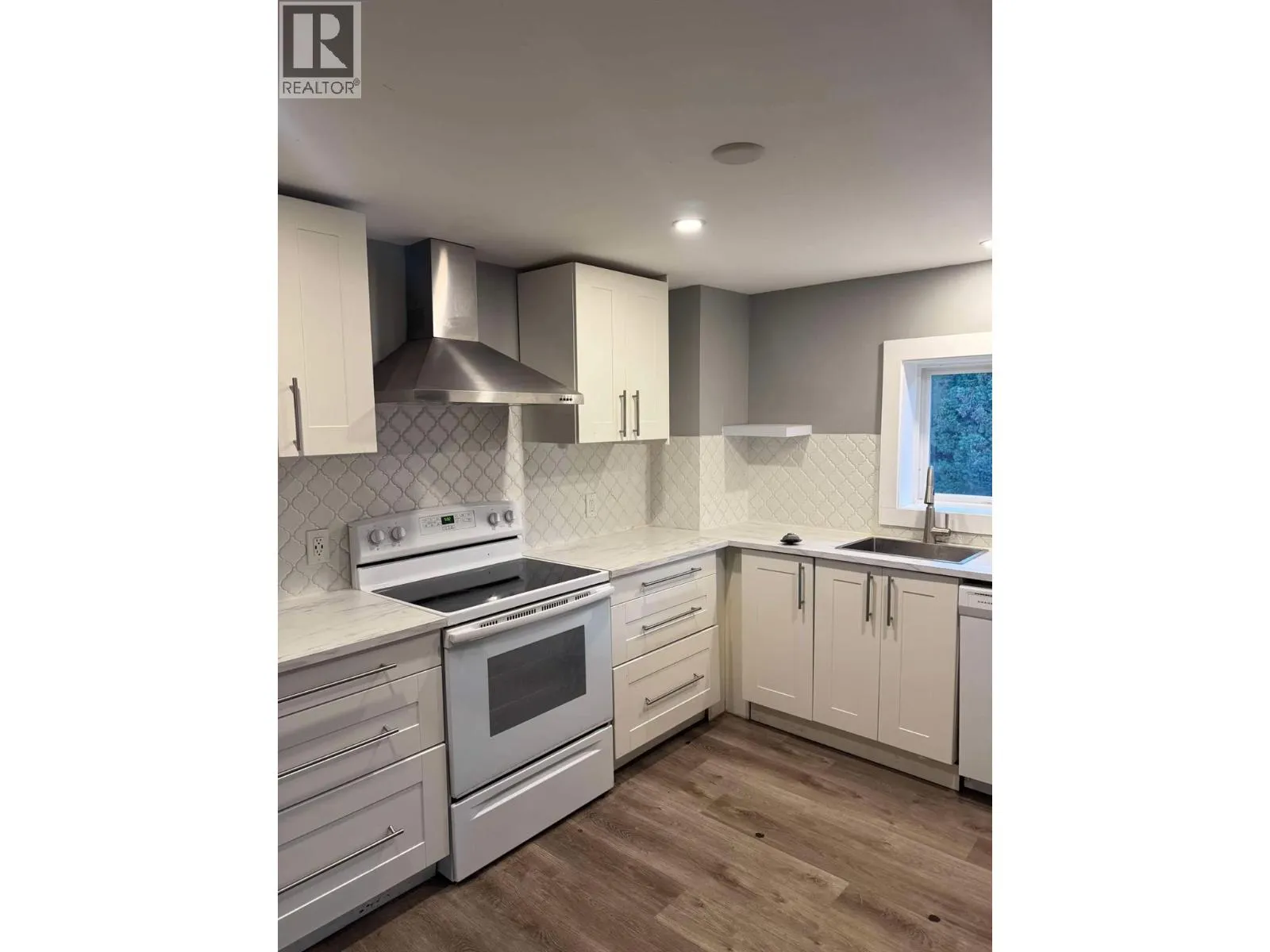 2319 Tranquille Road
