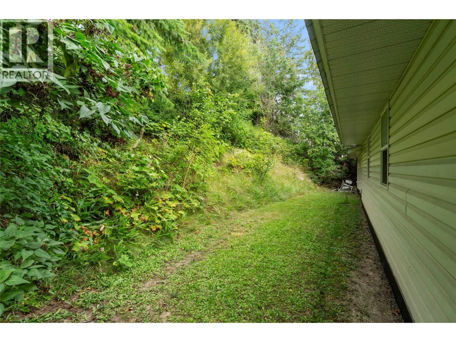 124 Salmon Arm Drive