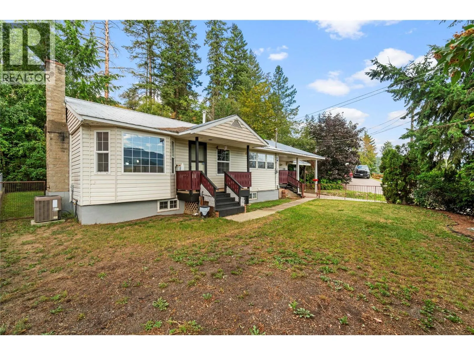 124 Salmon Arm Drive