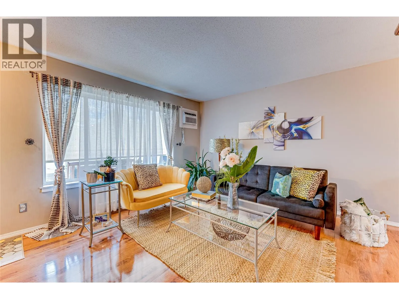 505 Browne Road Unit# 216 Lot# 33