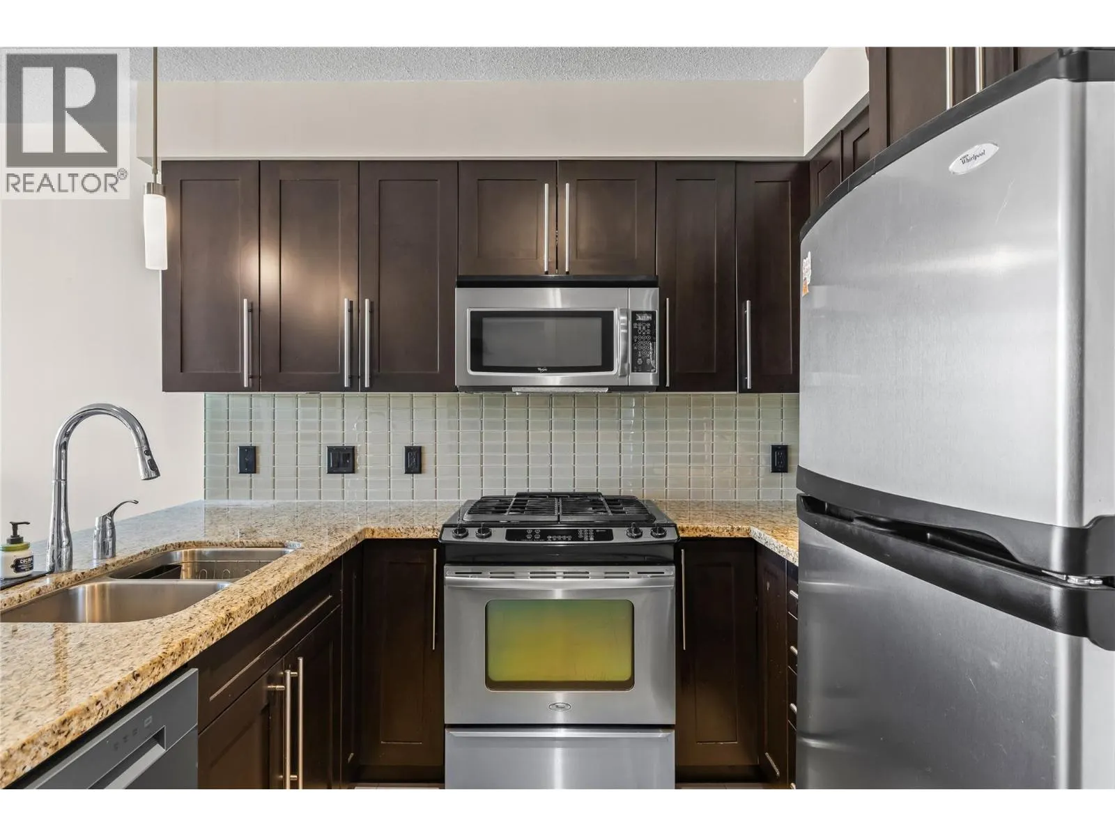 1075 Sunset Drive Unit# 1904