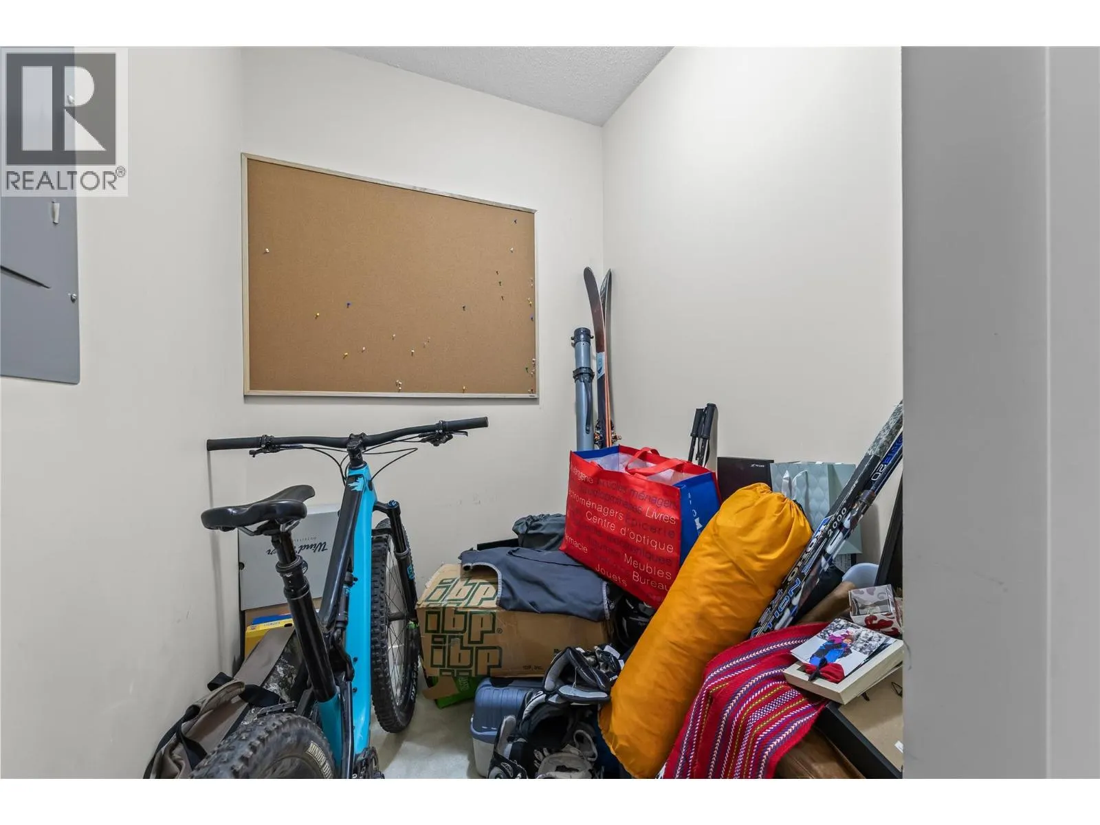 1075 Sunset Drive Unit# 1904