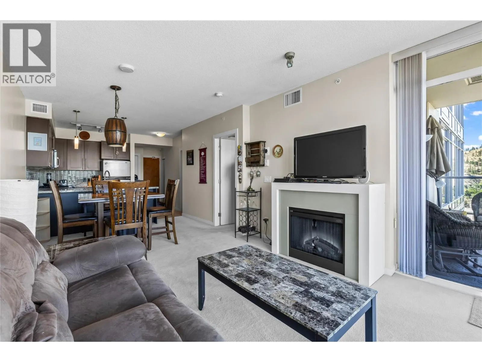 1075 Sunset Drive Unit# 1904