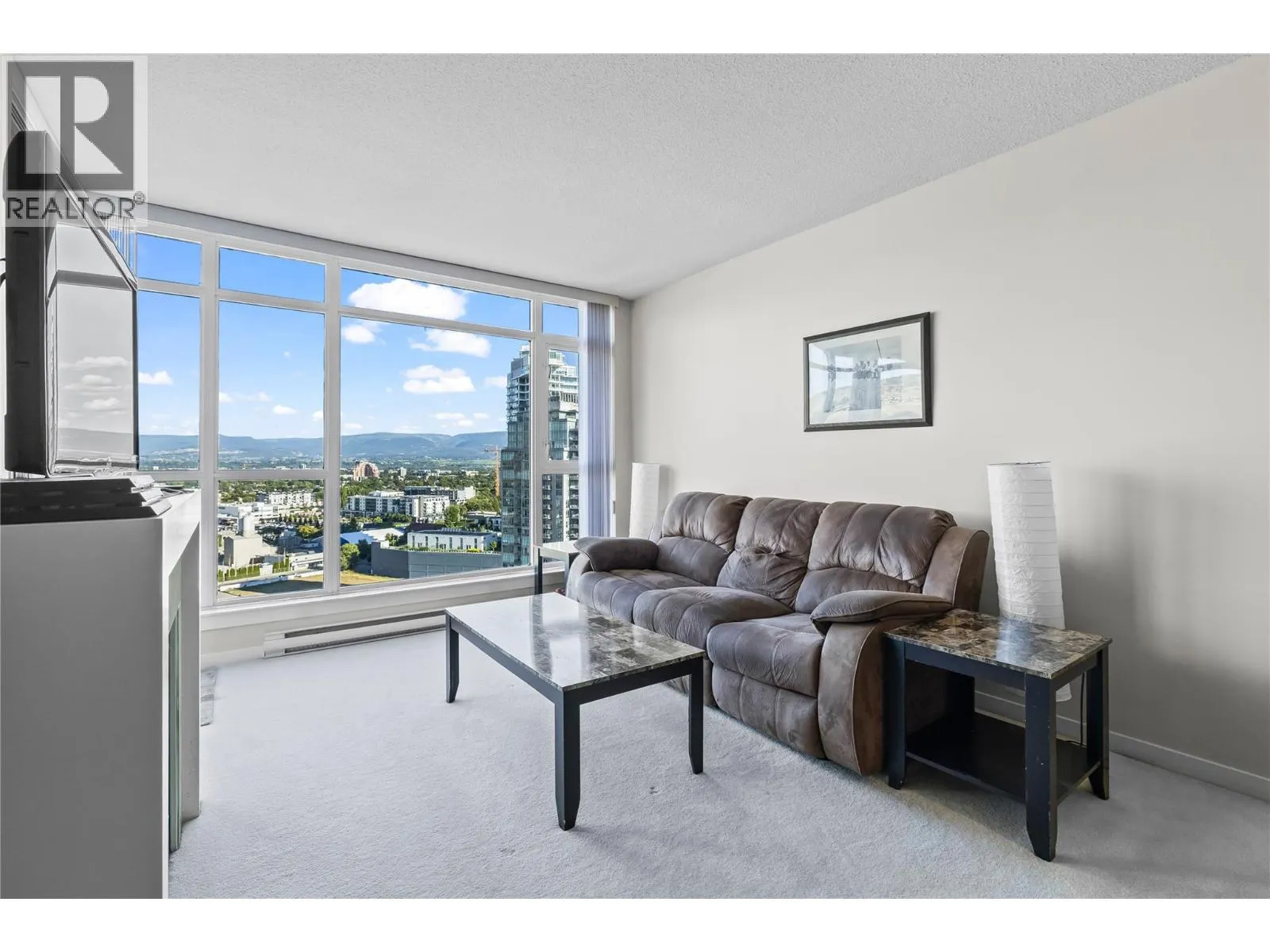 1075 Sunset Drive Unit# 1904