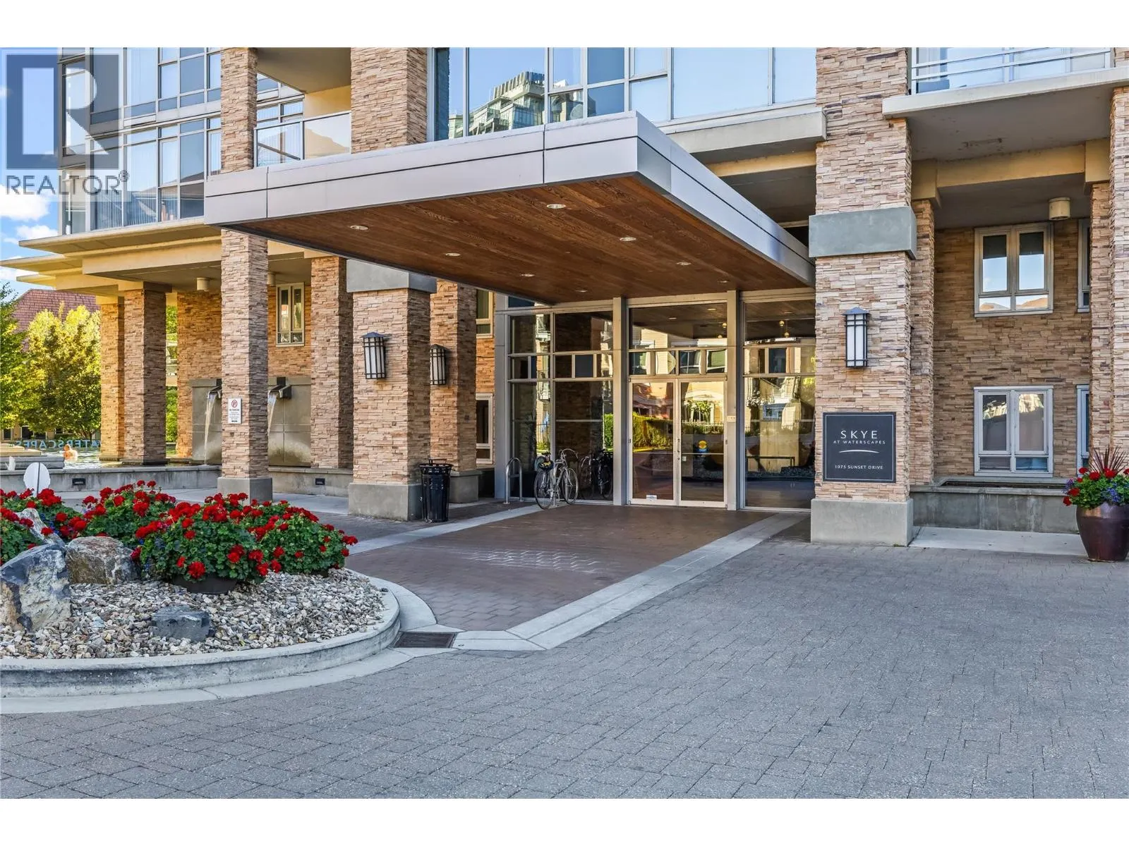 1075 Sunset Drive Unit# 1904
