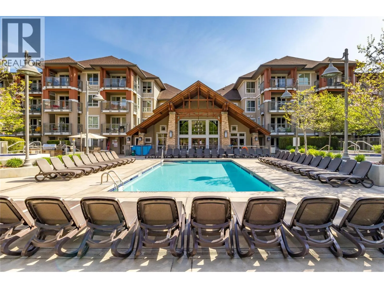 1075 Sunset Drive Unit# 1904