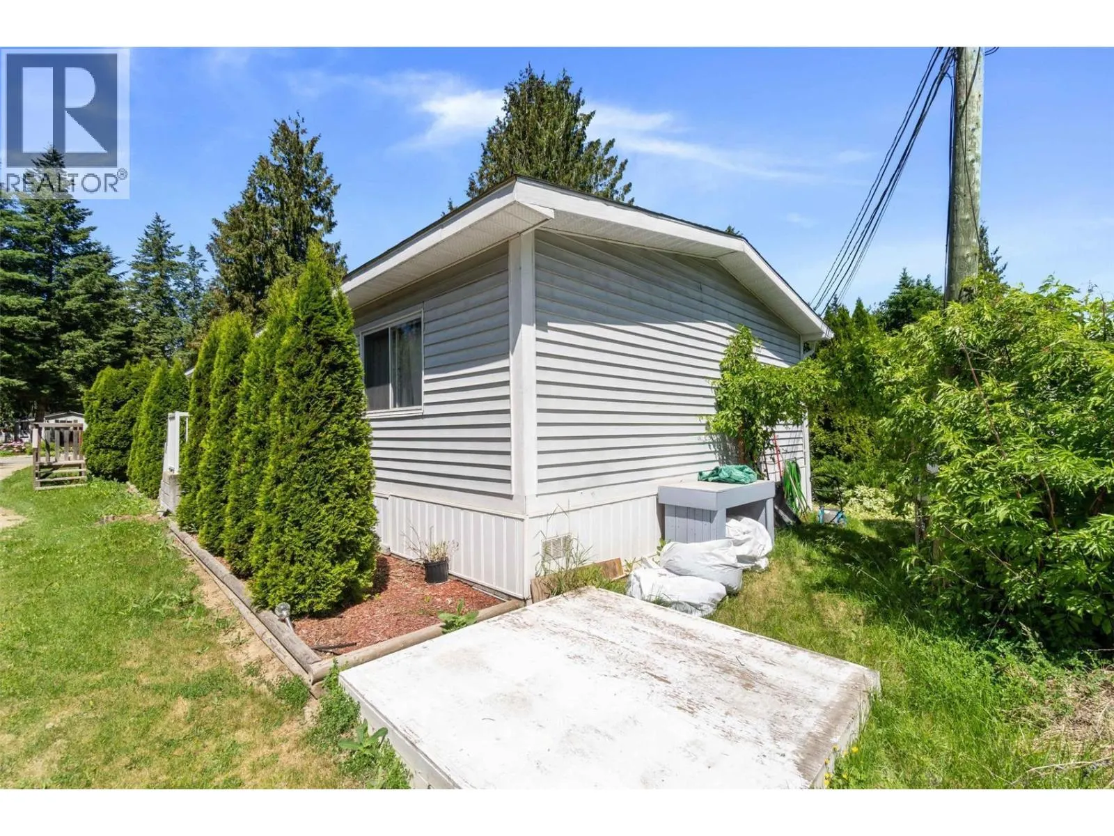 5161 63 Avenue NE Unit# 11