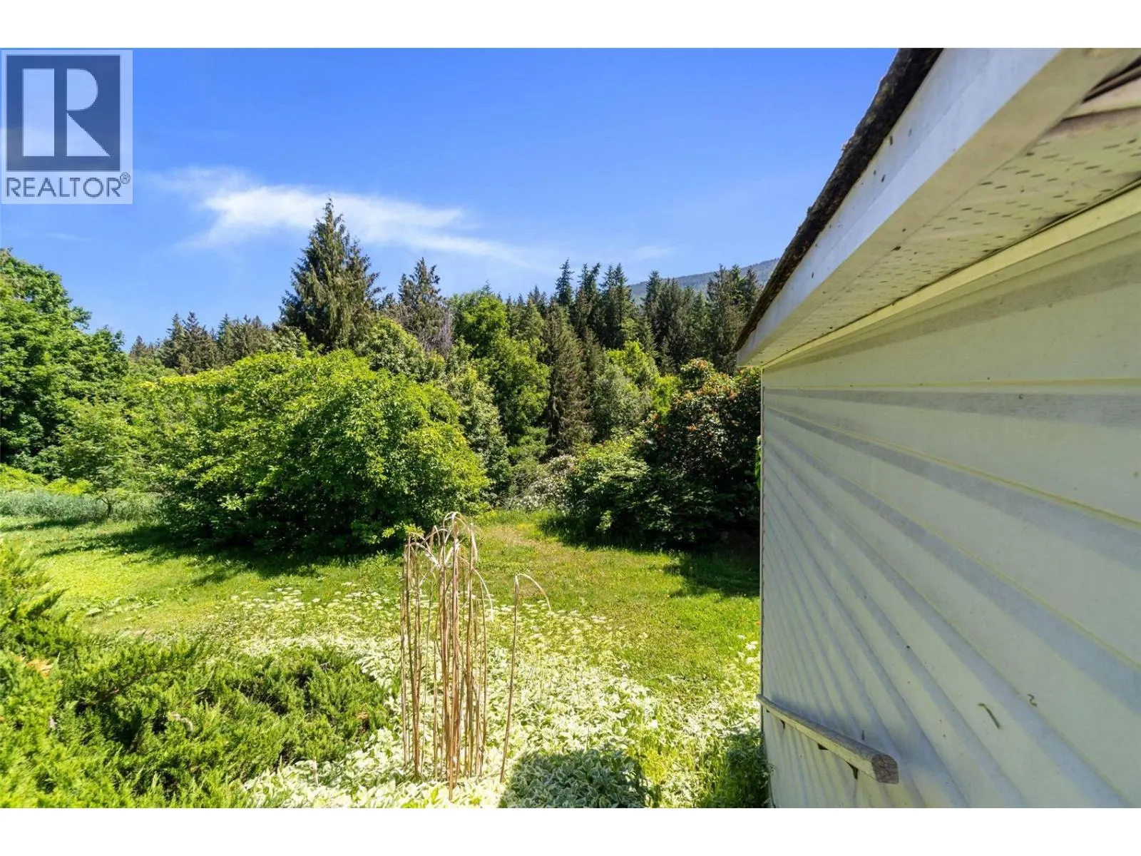 5161 63 Avenue NE Unit# 11