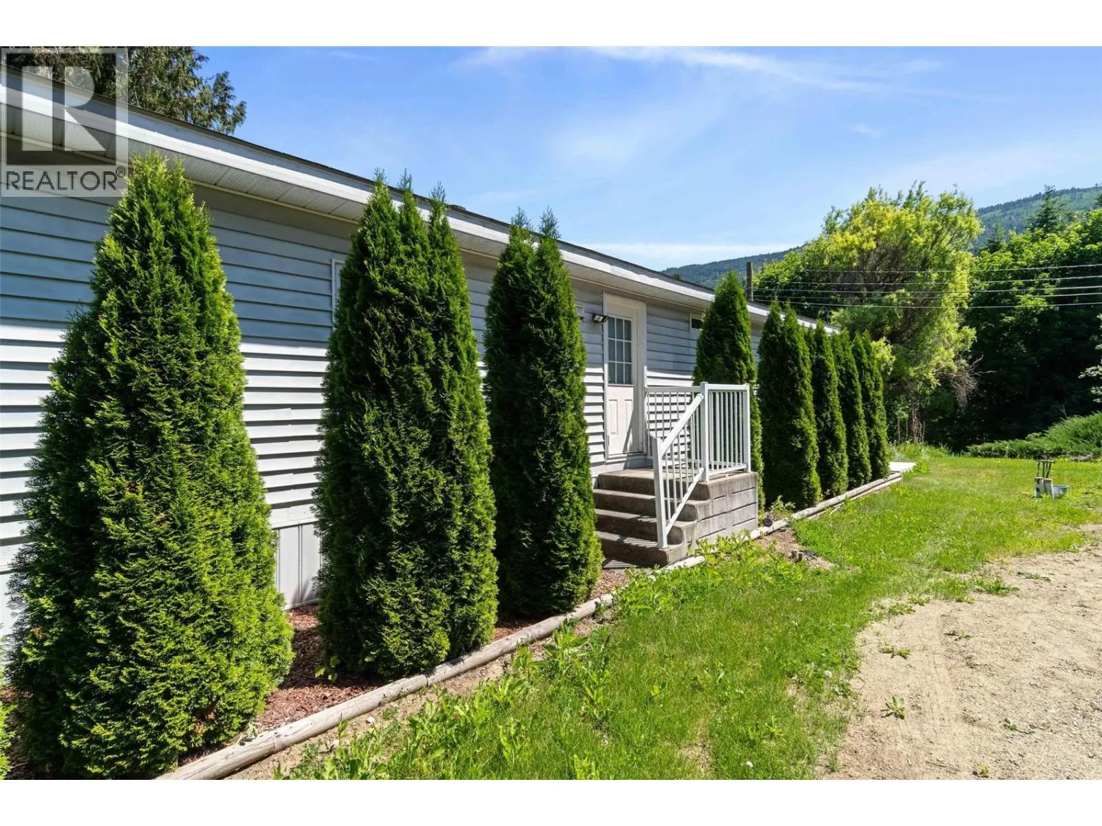 5161 63 Avenue NE Unit# 11