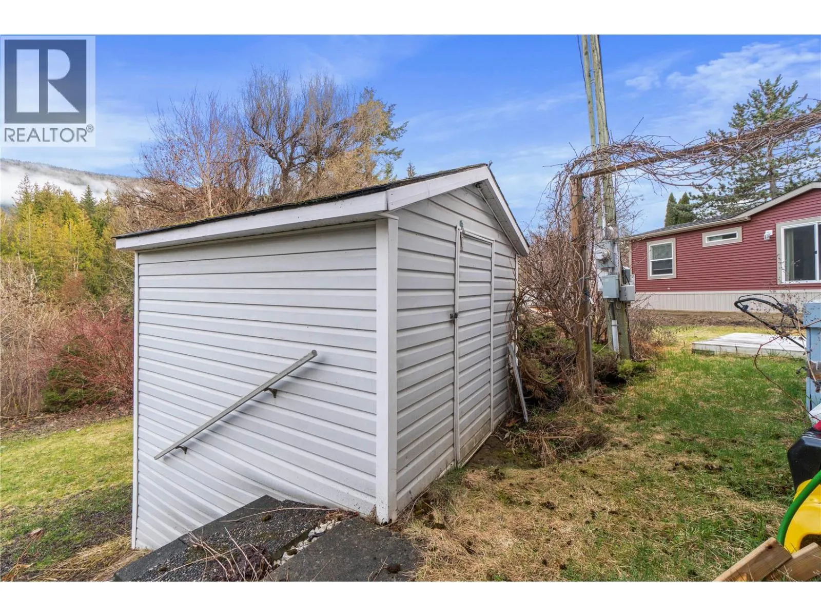 5161 63 Avenue NE Unit# 11