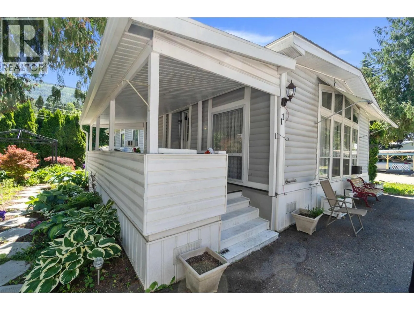5161 63 Avenue NE Unit# 11