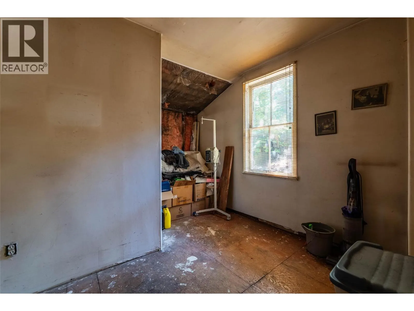 1417 Stanley Street