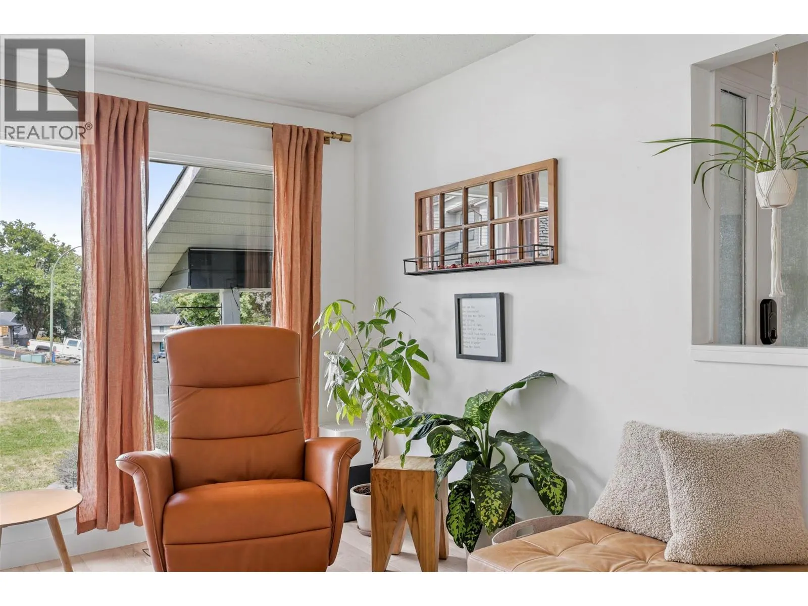 2295 Macintyre Place