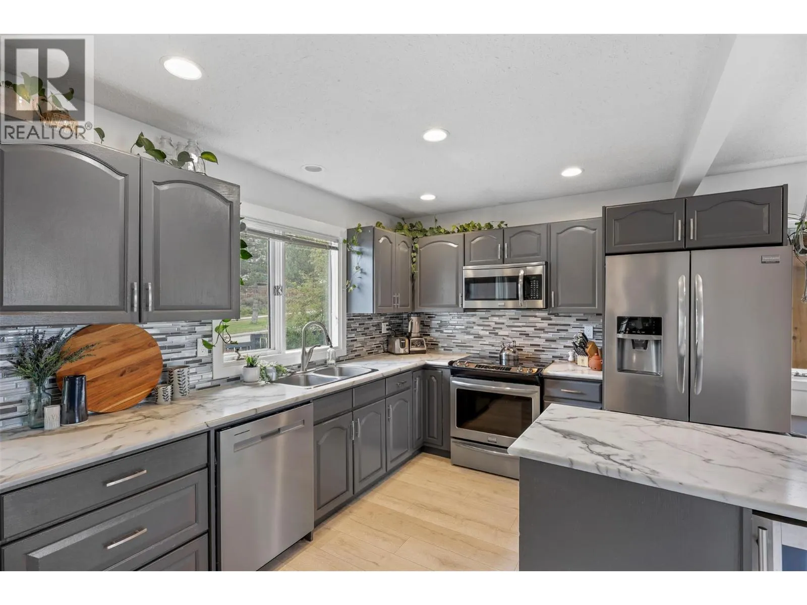 2295 Macintyre Place