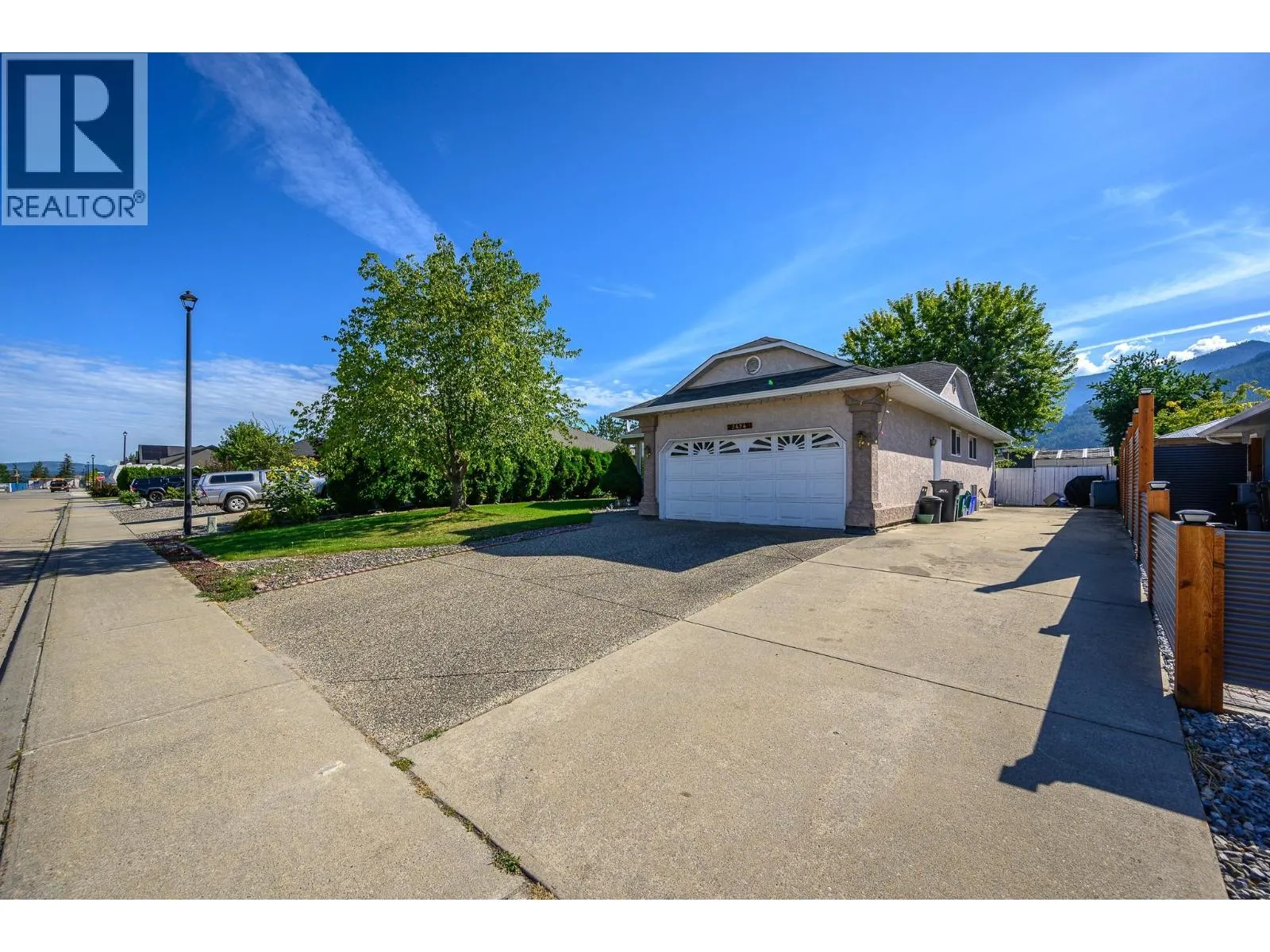 2424 Bradley Drive