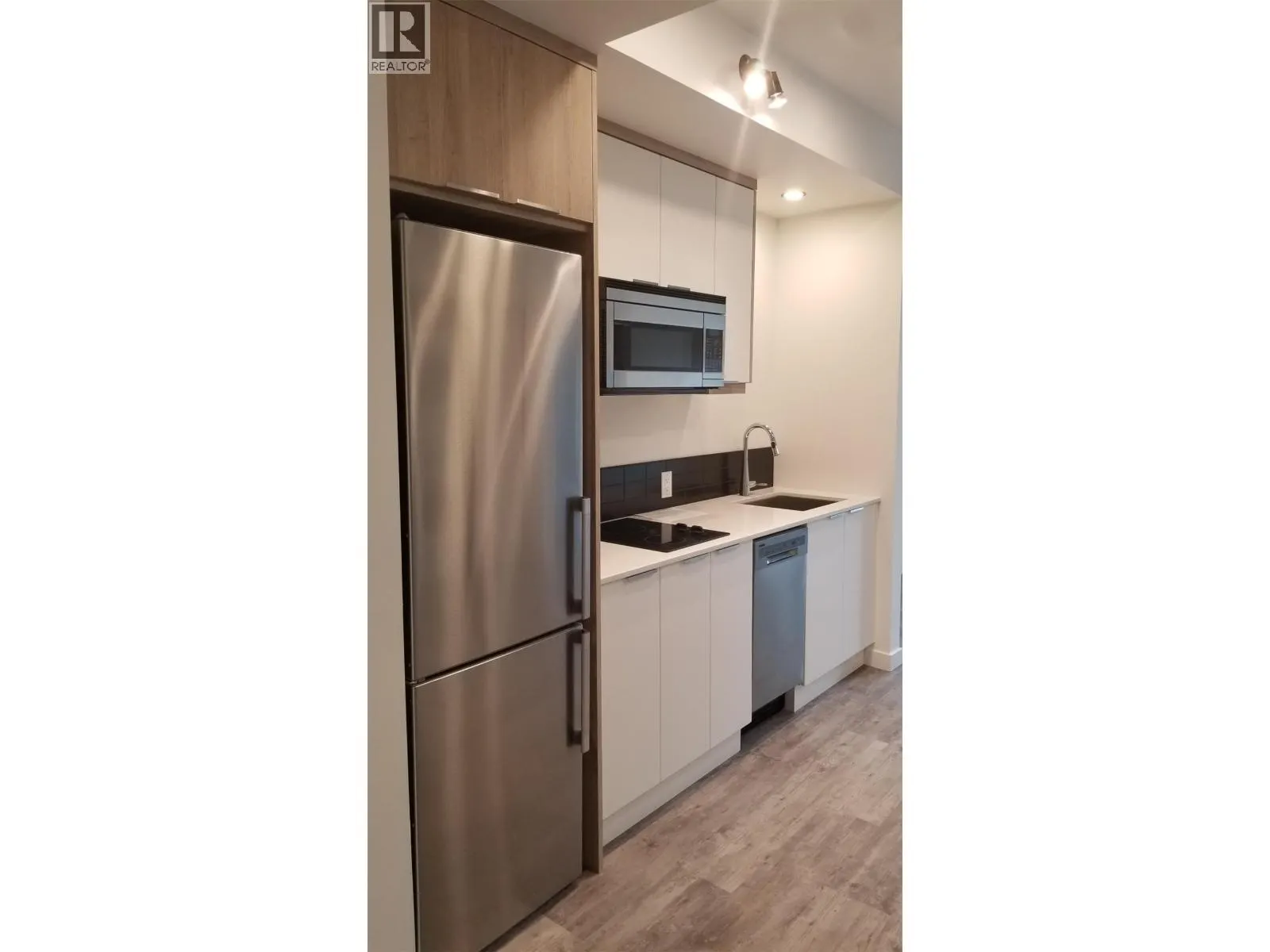 1083 KLO Road Unit# 305