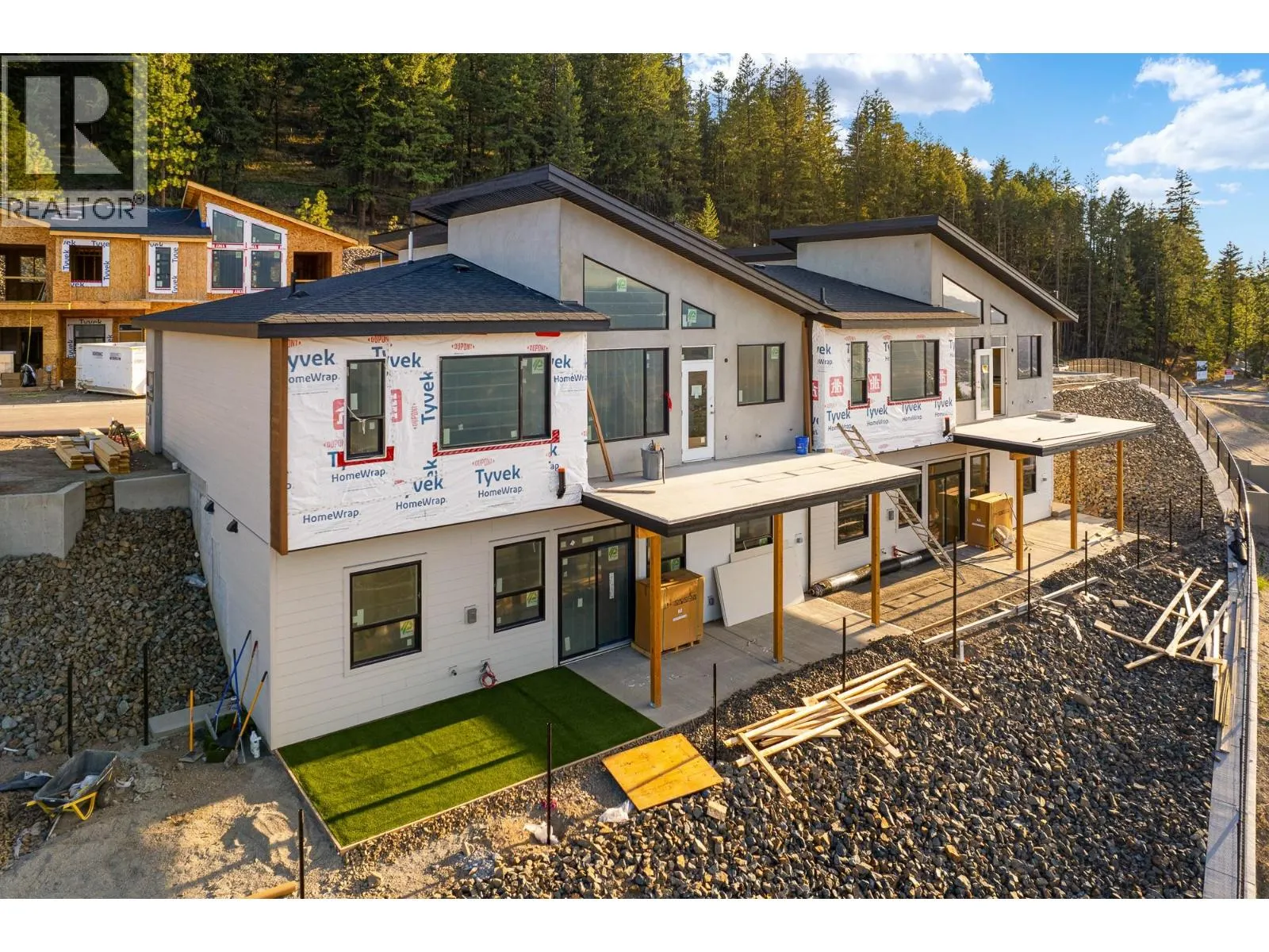 2400 Coldwater Drive Unit# 140