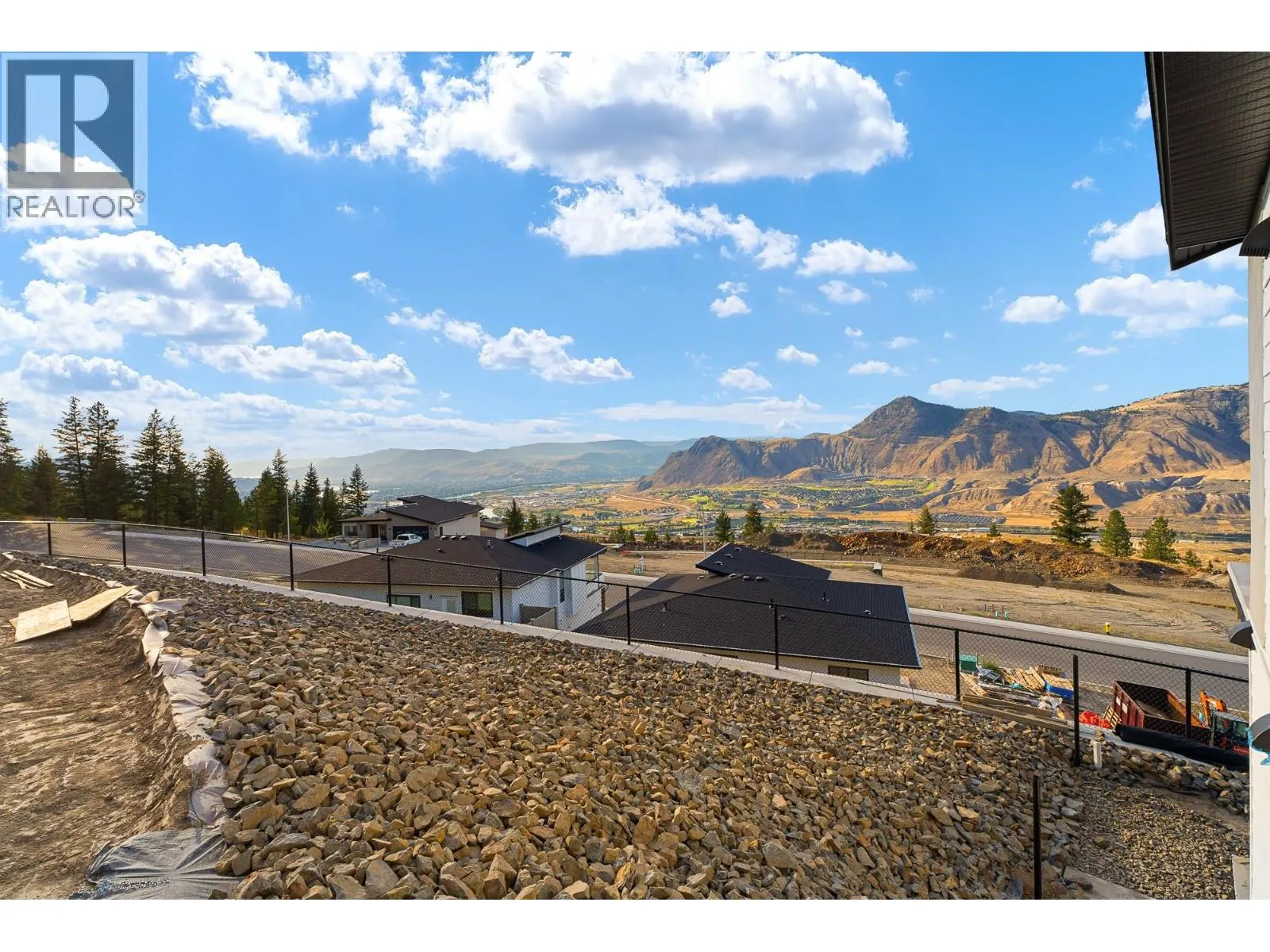 2400 Coldwater Drive Unit# 140