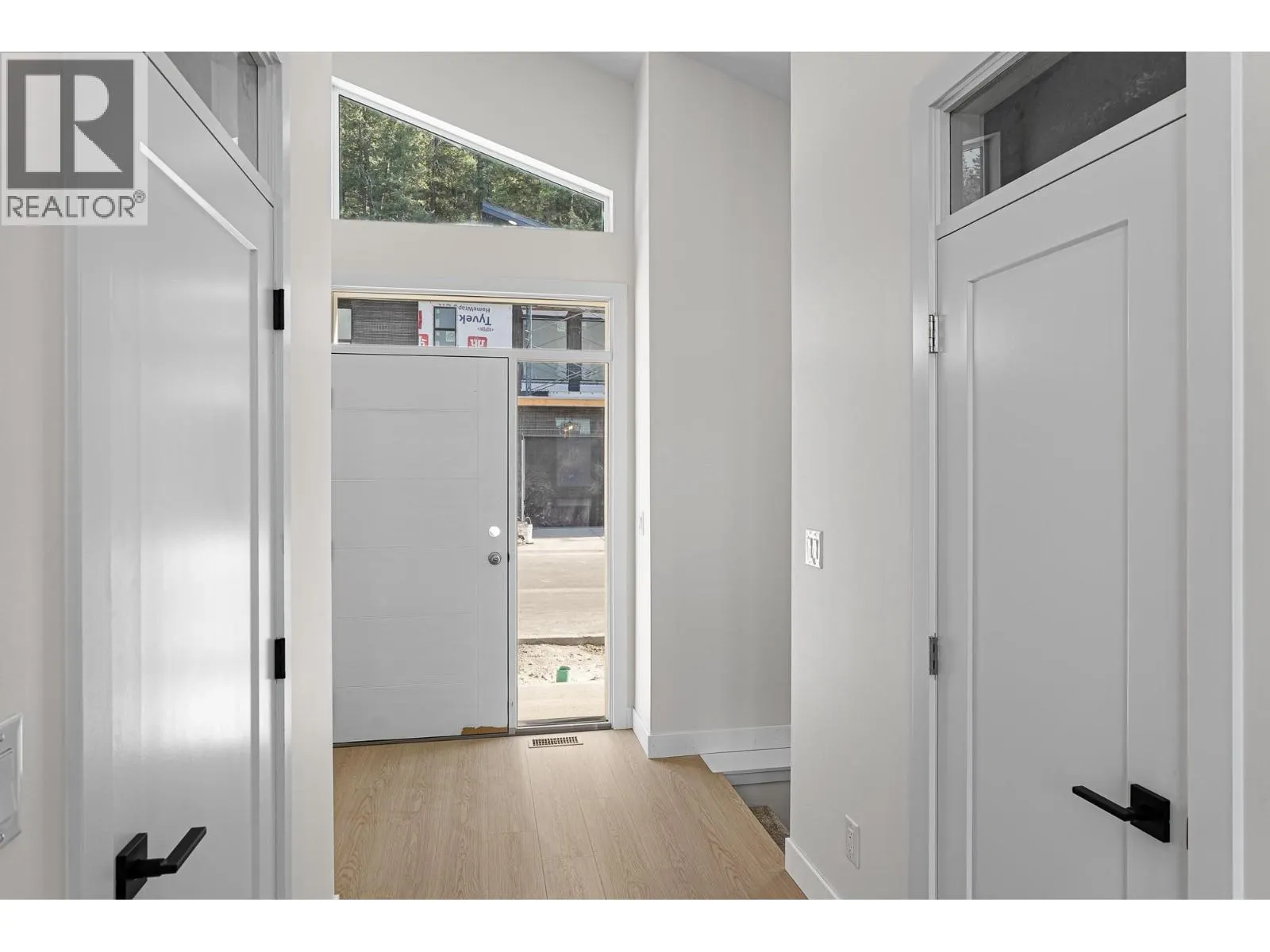 2400 Coldwater Drive Unit# 140