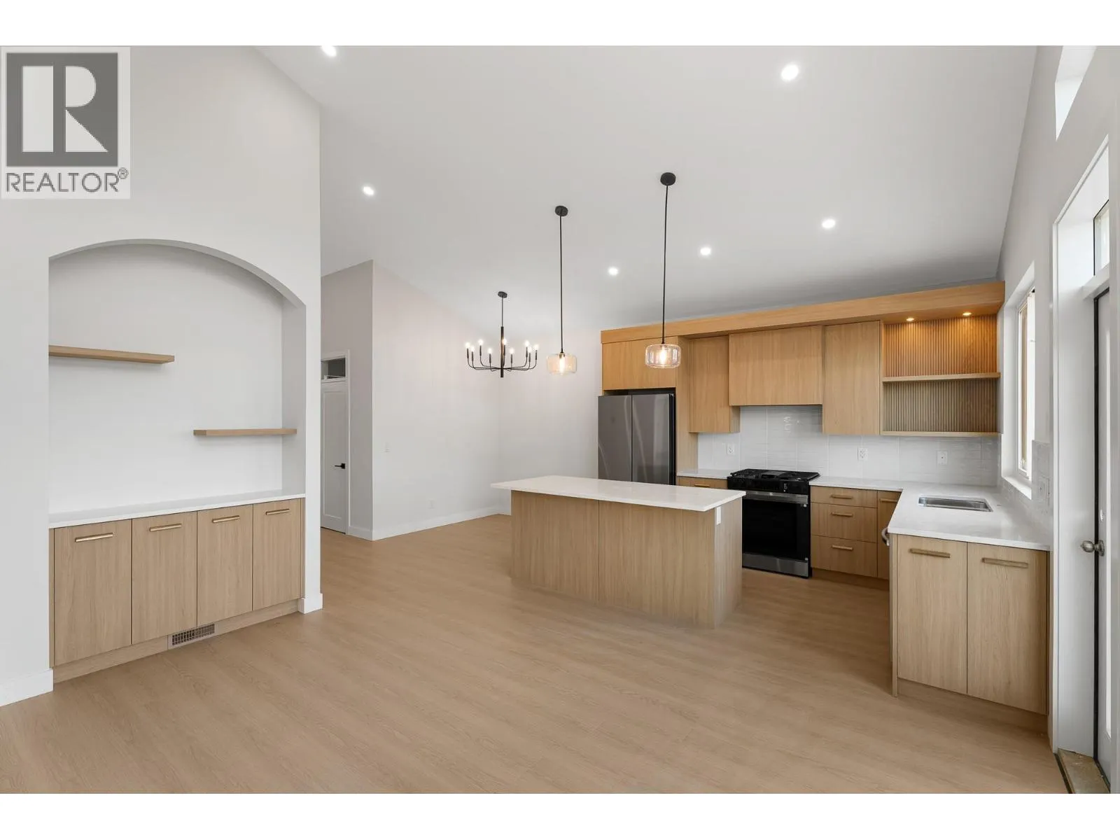 2400 Coldwater Drive Unit# 140