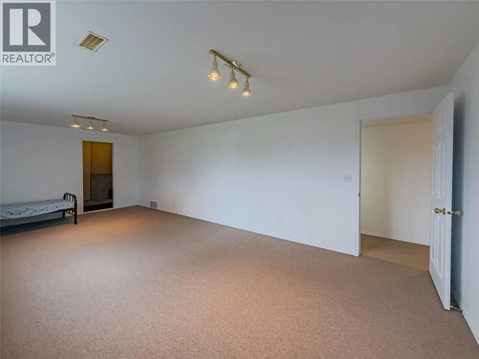 1950 Braeview Place Unit# 2