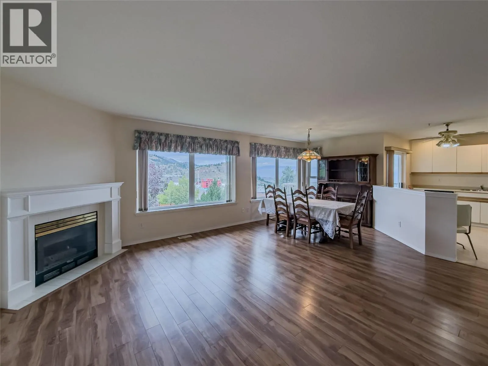 1950 Braeview Place Unit# 2