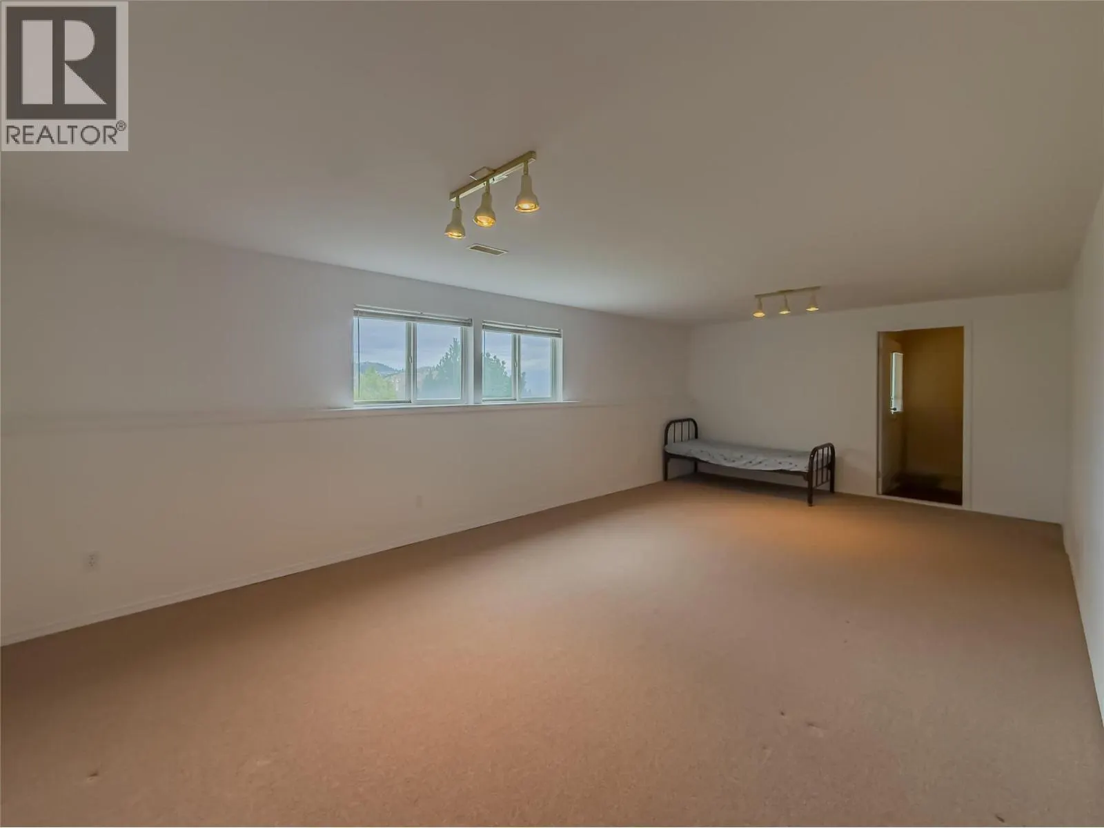 1950 Braeview Place Unit# 2