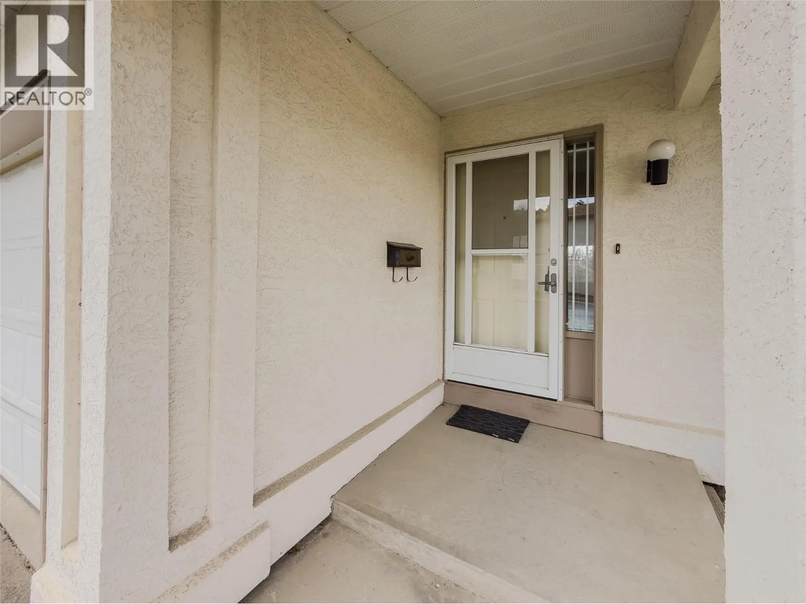 1950 Braeview Place Unit# 2