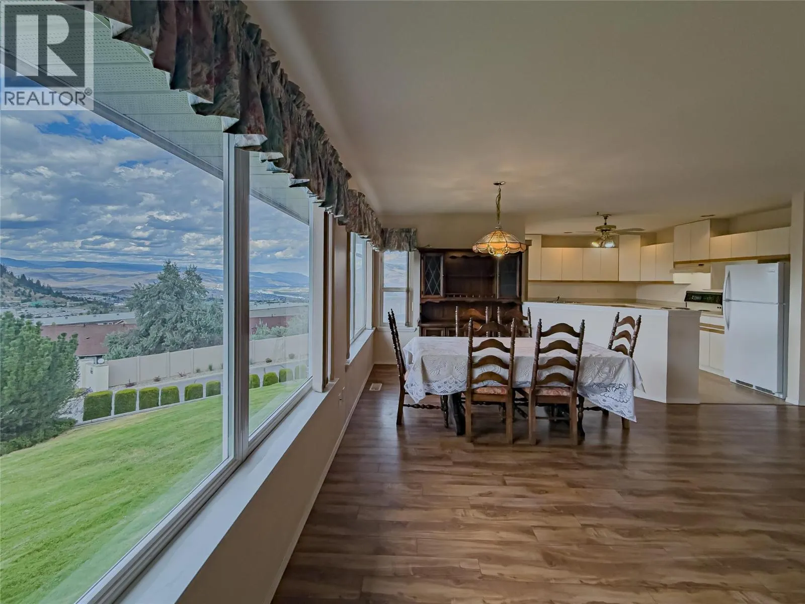 1950 Braeview Place Unit# 2