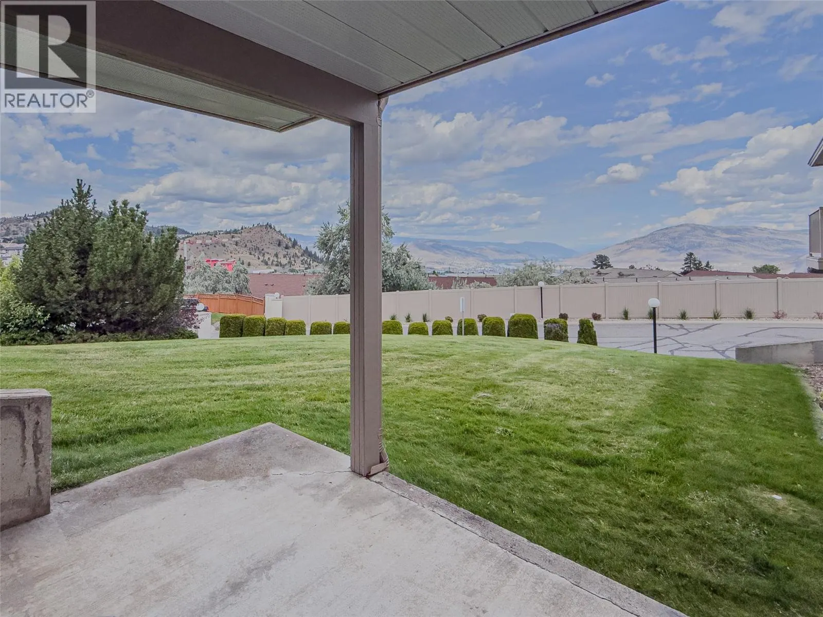 1950 Braeview Place Unit# 2