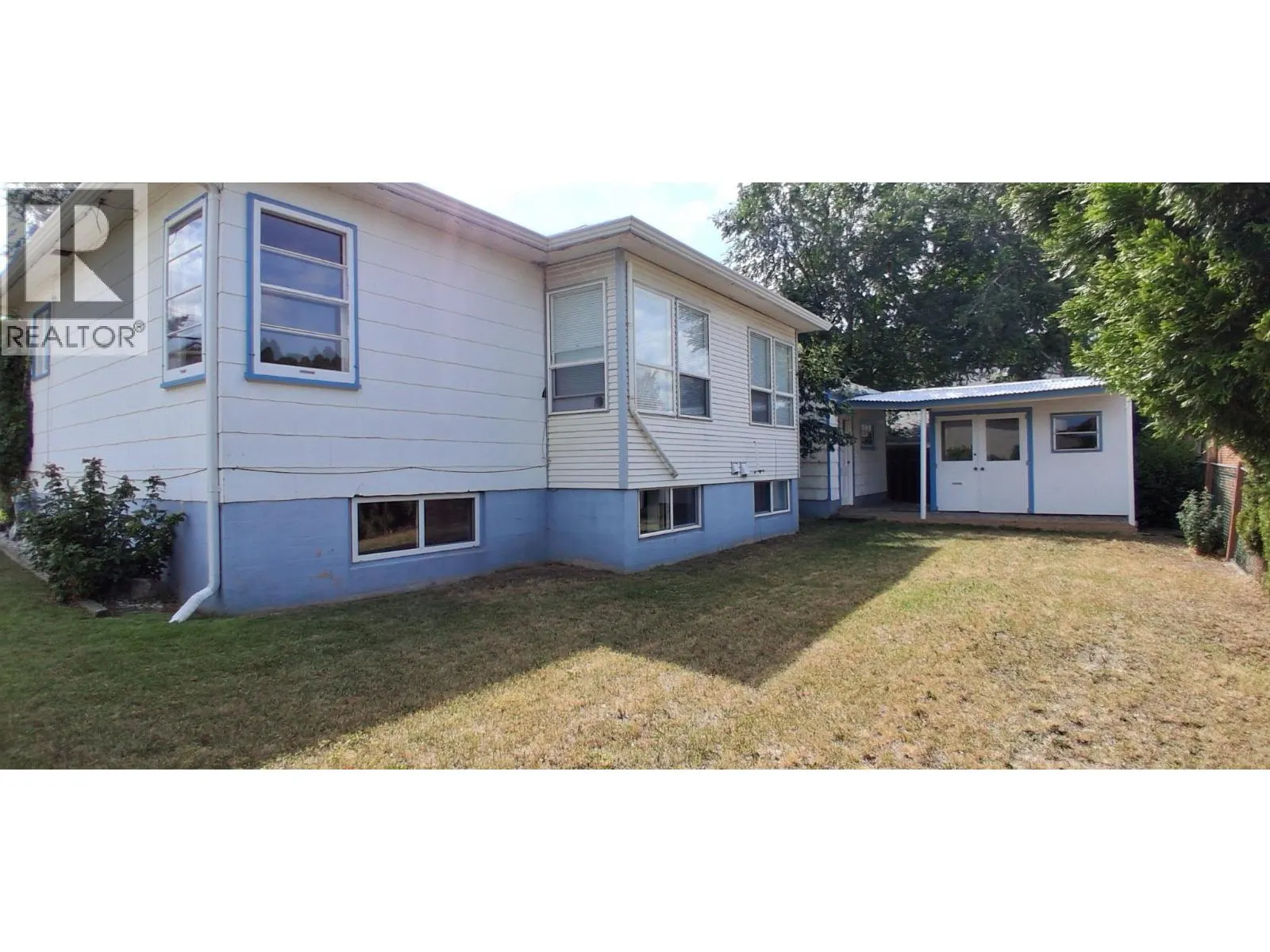 2152 Crescent Drive