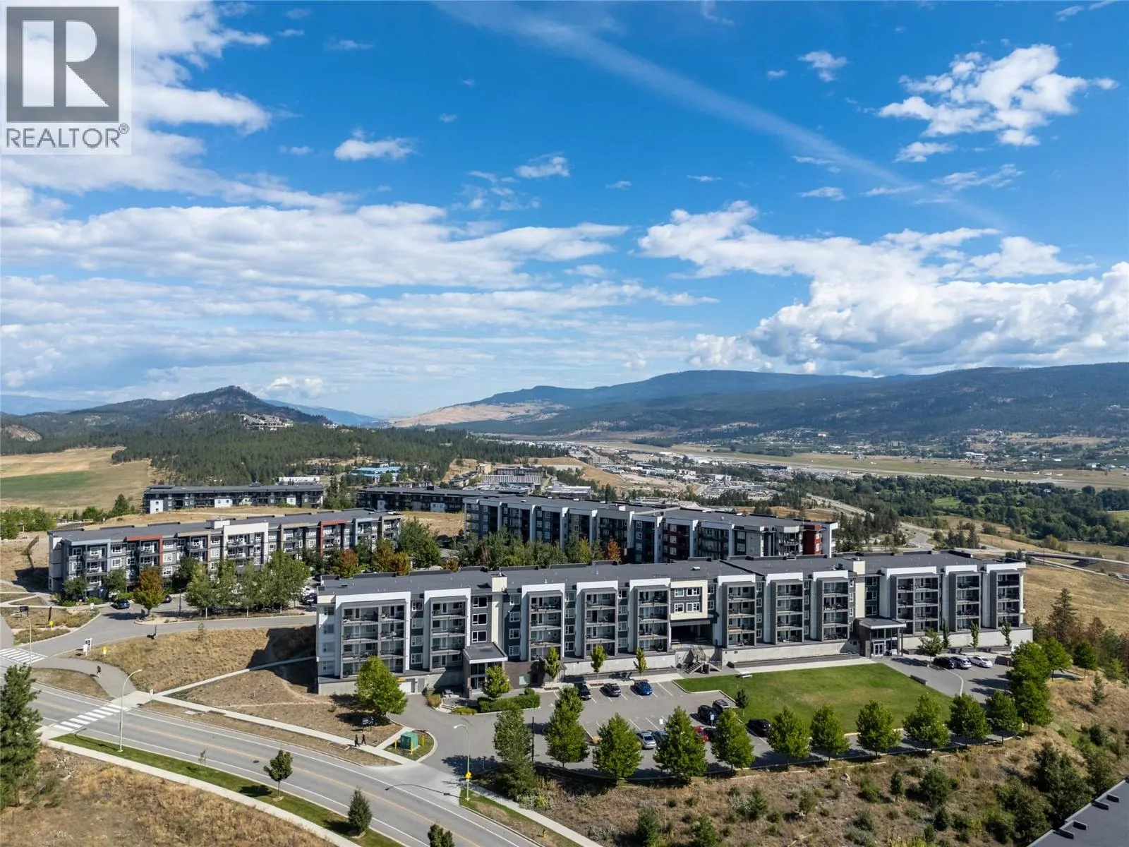 775 ACADEMY Way Unit# PH17