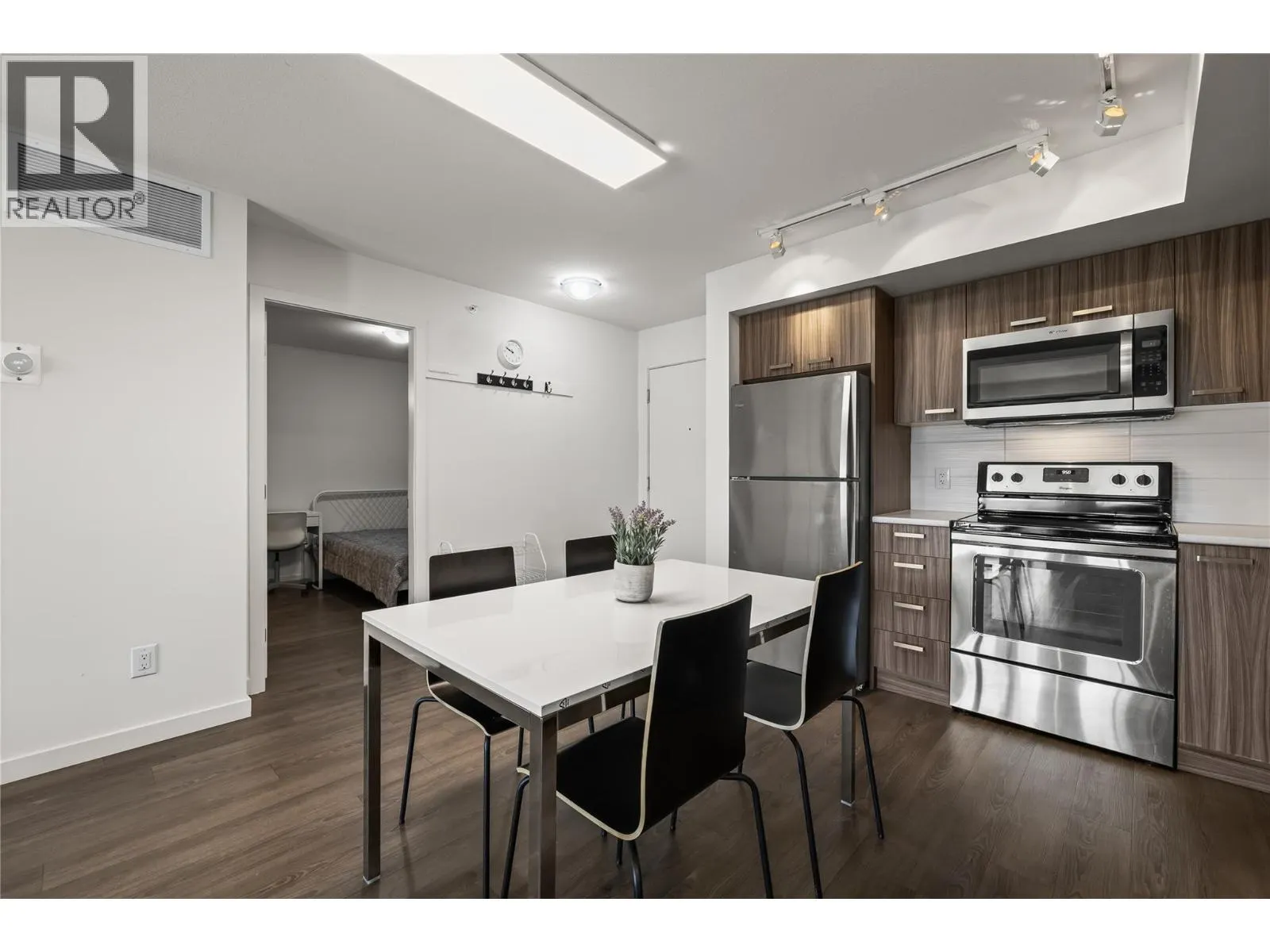 775 ACADEMY Way Unit# PH17