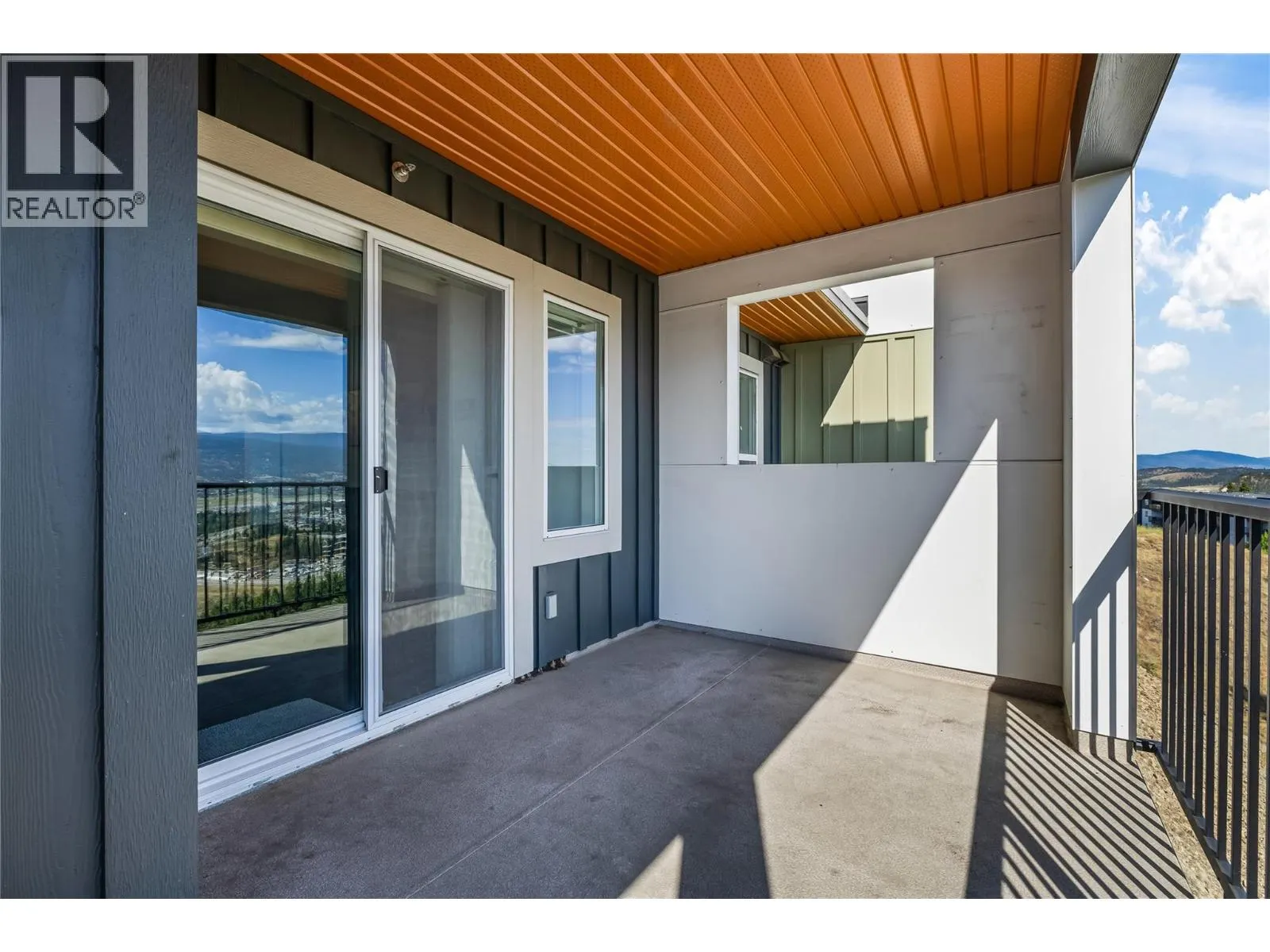 775 ACADEMY Way Unit# PH17