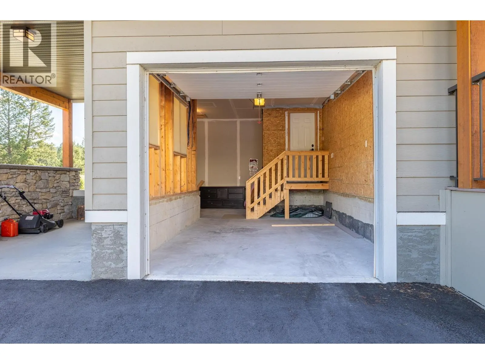 6800 COLUMBIA LAKE Road Unit# 30