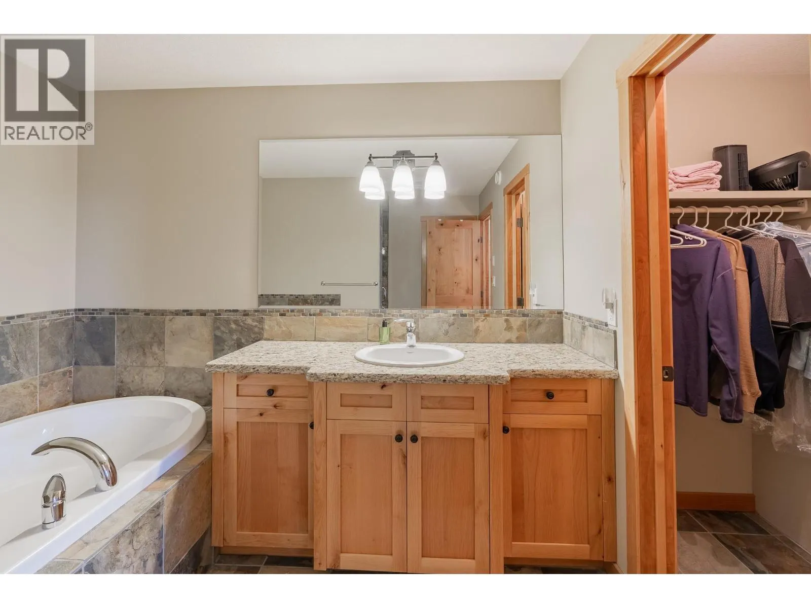 6800 COLUMBIA LAKE Road Unit# 30