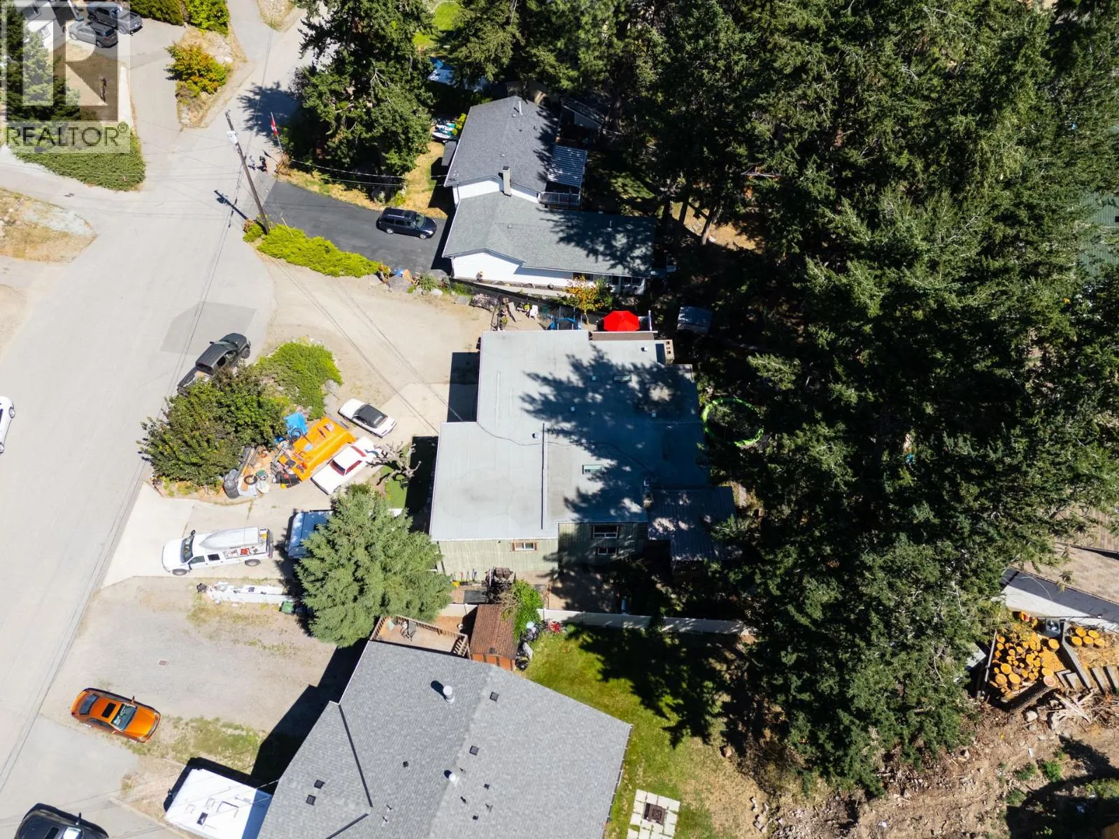 3376/3378 Mcmillan Road
