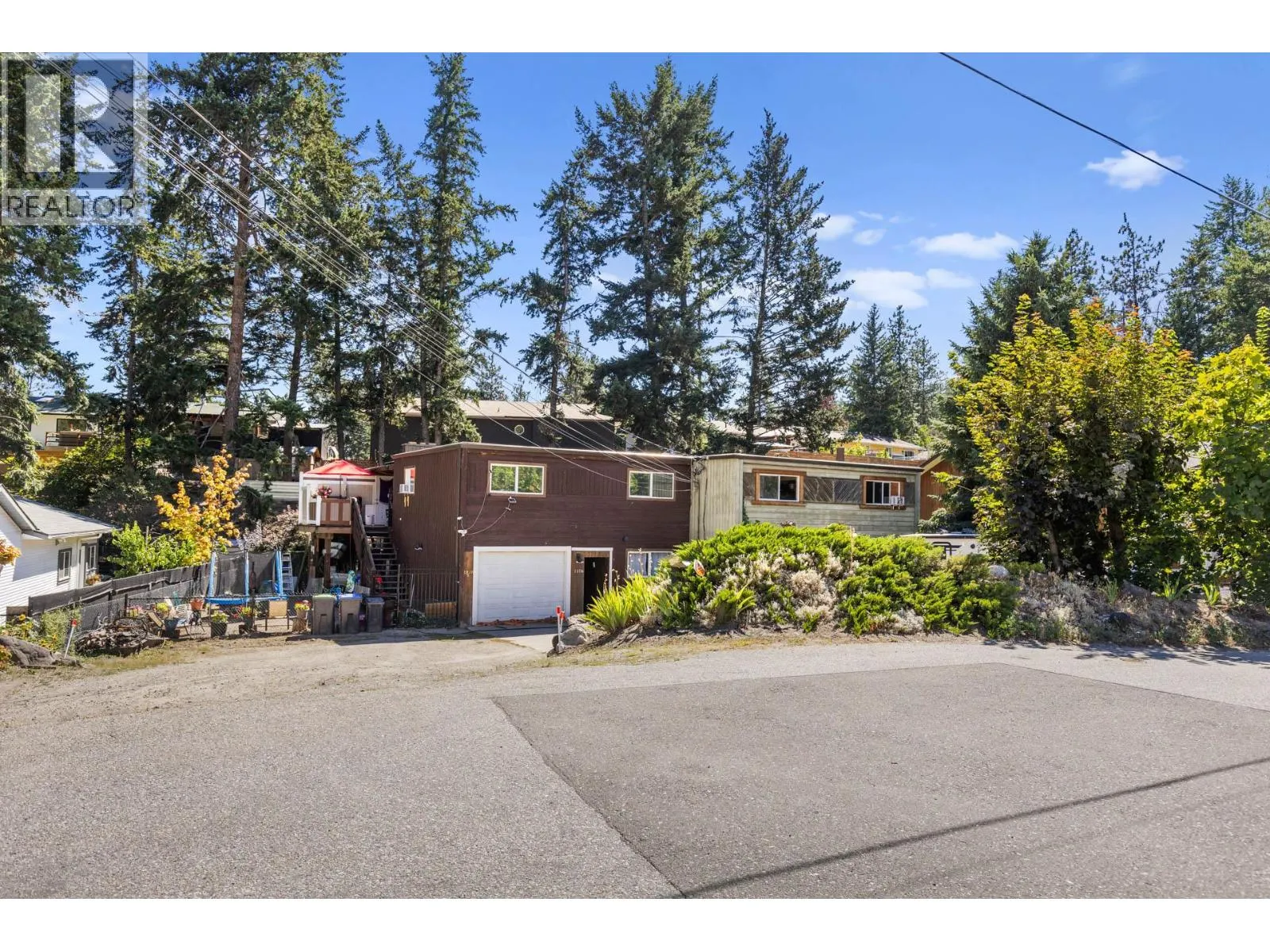 3376/3378 Mcmillan Road